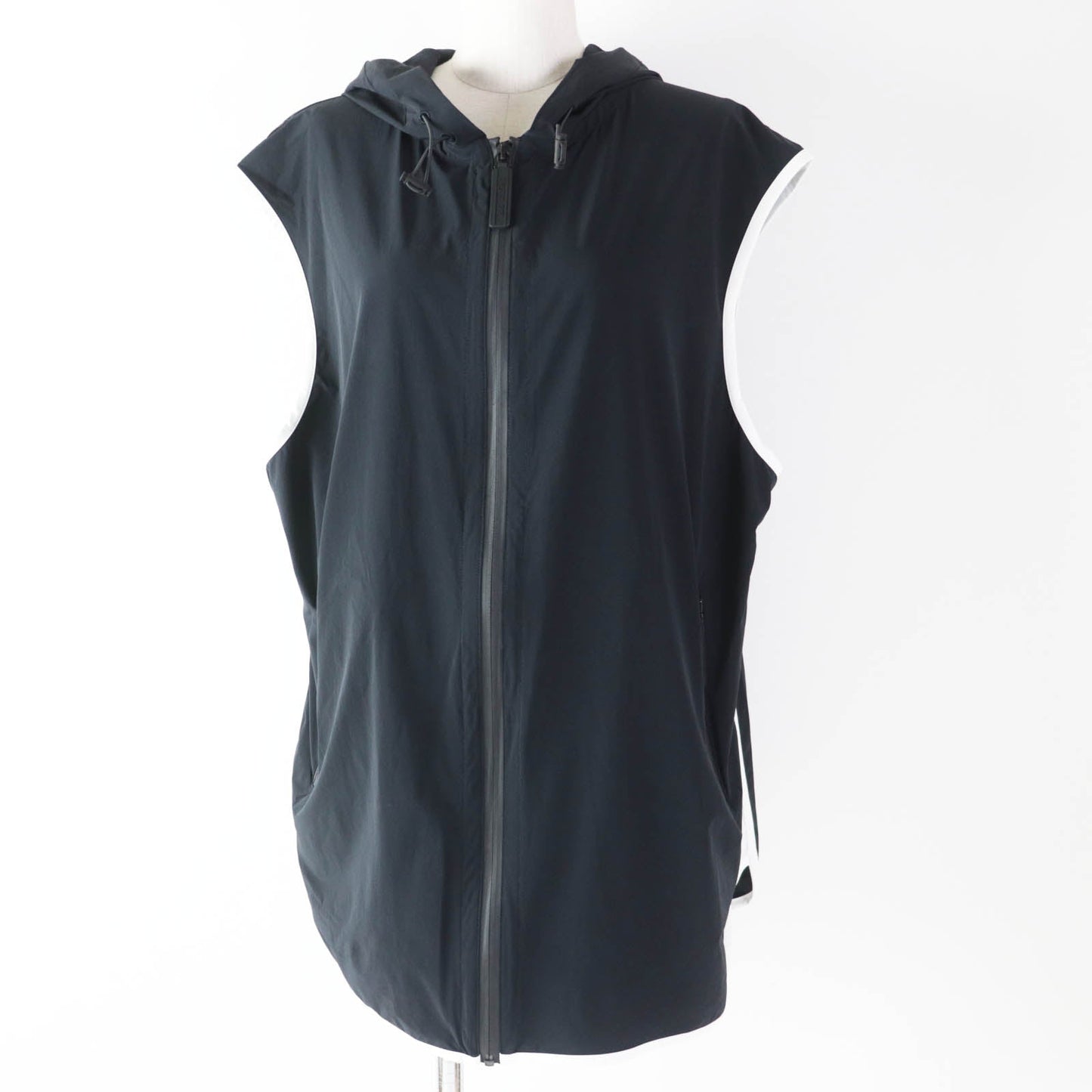 Christian Dior Hoodie 243G15A2260 Nylon Black White Sleeveless Technical Jersey Zip Hoodie DIOR VIBE XS