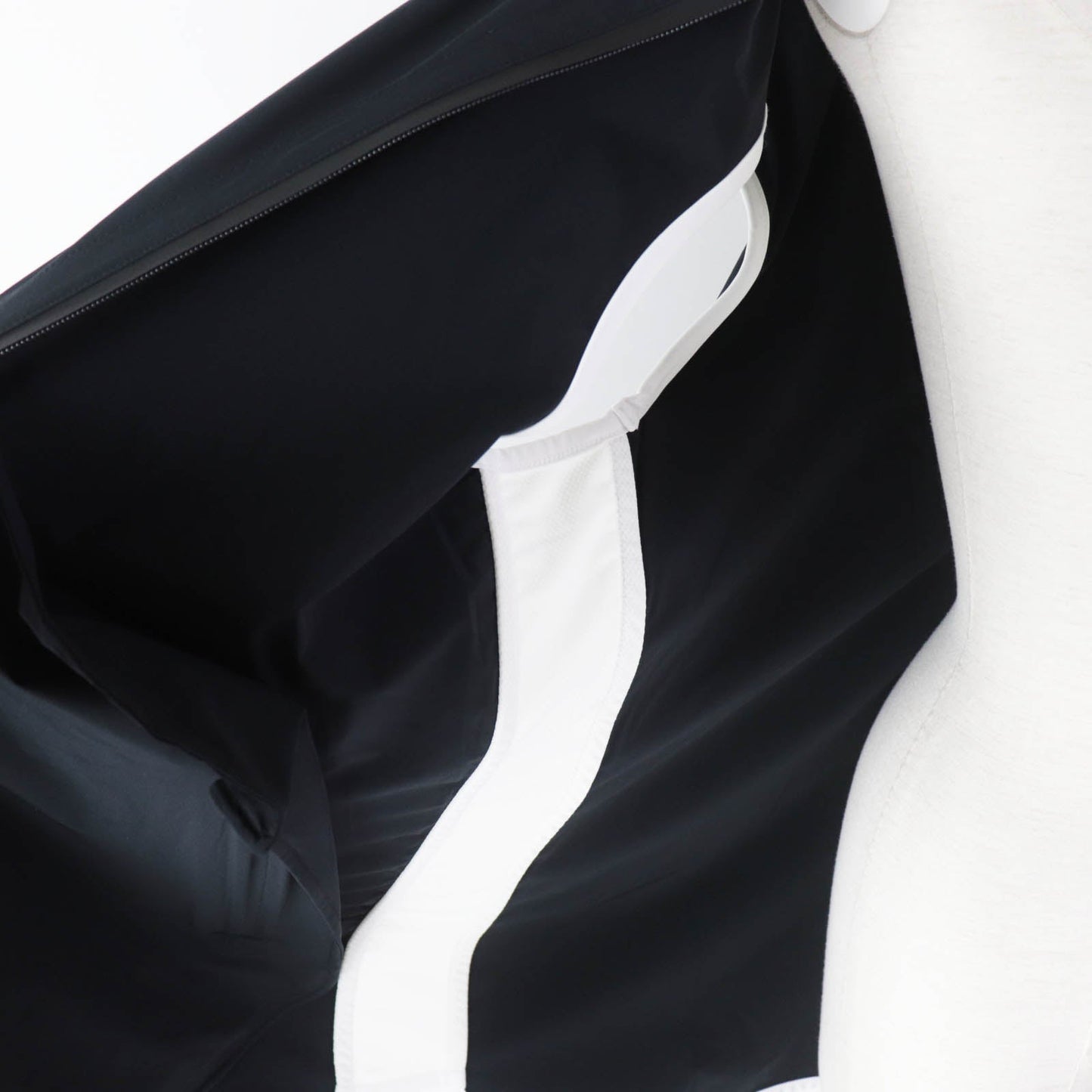 Christian Dior Hoodie 243G15A2260 Nylon Black White Sleeveless Technical Jersey Zip Hoodie DIOR VIBE XS