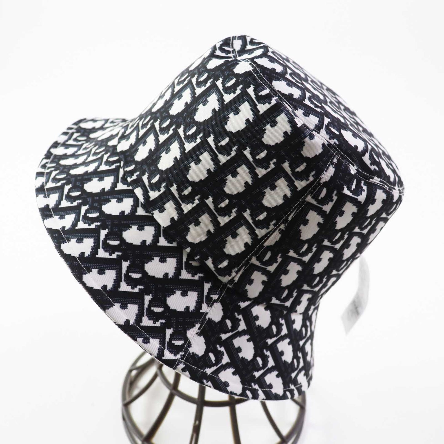 Christian Dior hat 22VIC923I130 polyester Navy white D-LITTLE VICHY REVERSIBLE 57