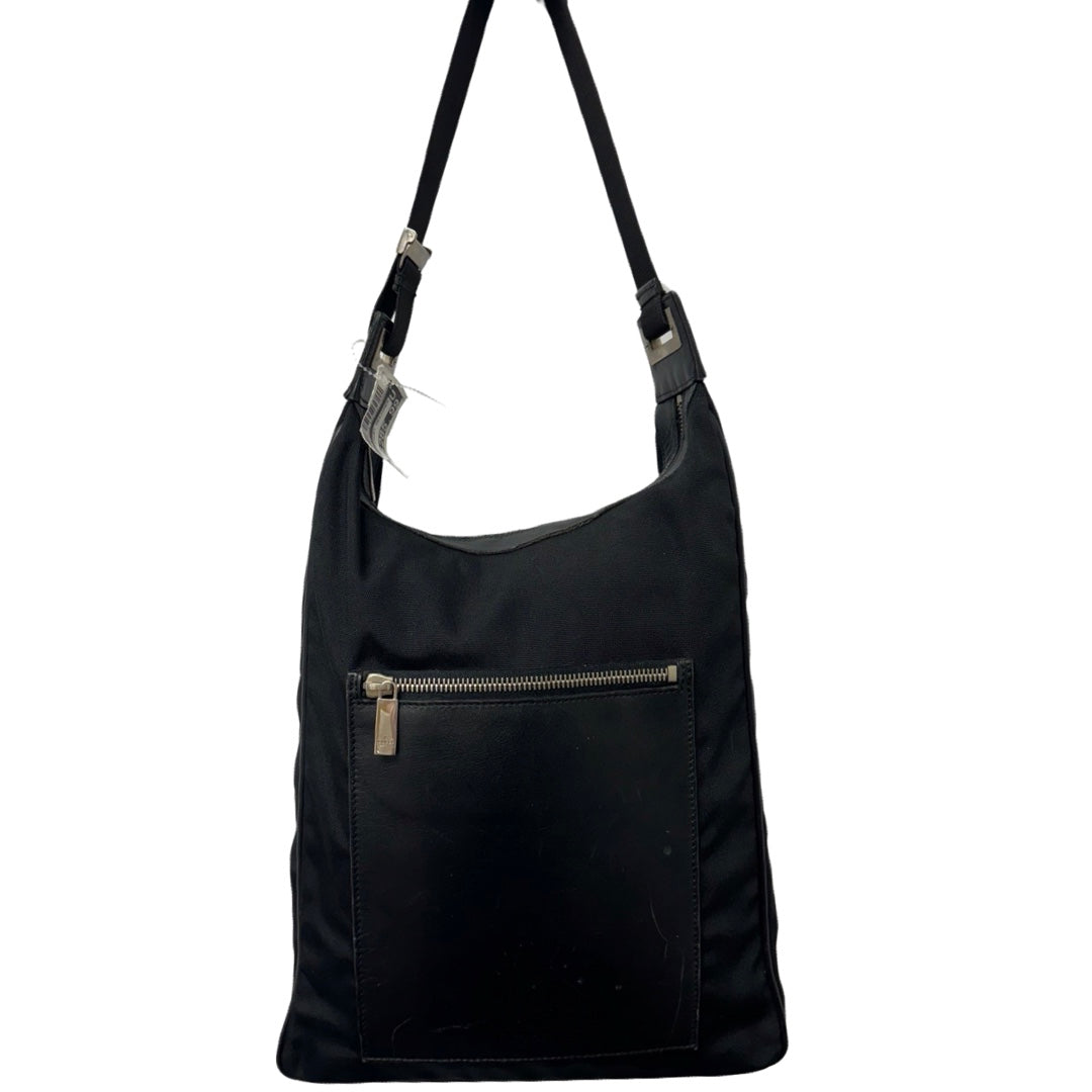 Shoulder Bag Designer By Gucci Size: Medium
