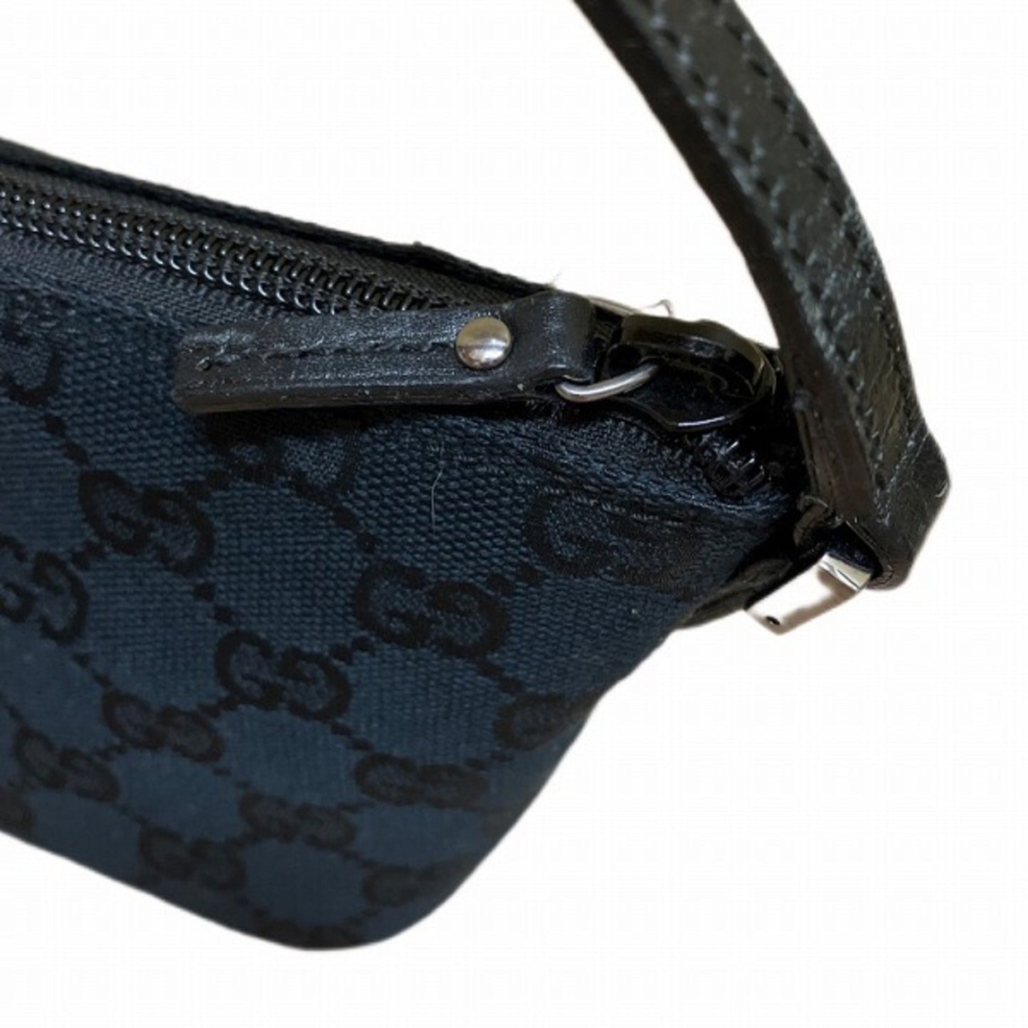 GUCCI GG canvas pattern hand pouch black bag handbag ladies