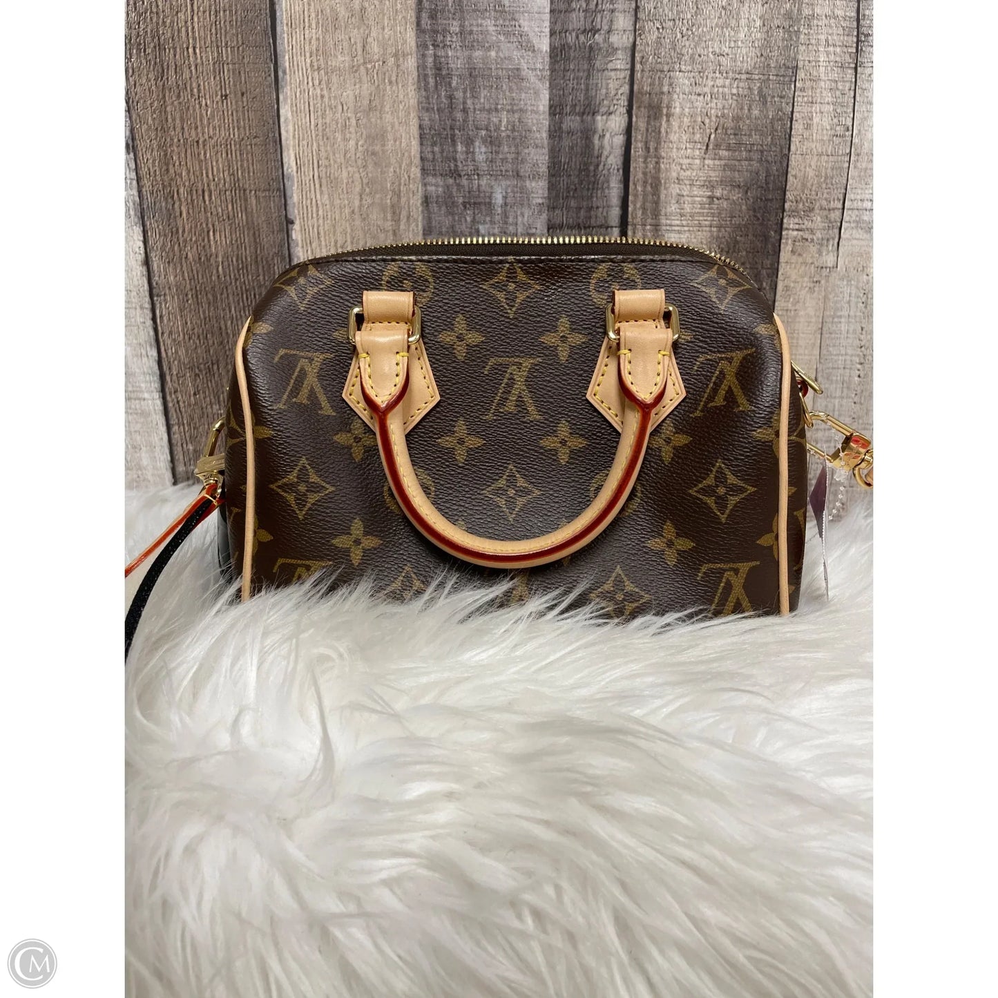Crossbody Luxury Designer By Louis Vuitton, Size: Small