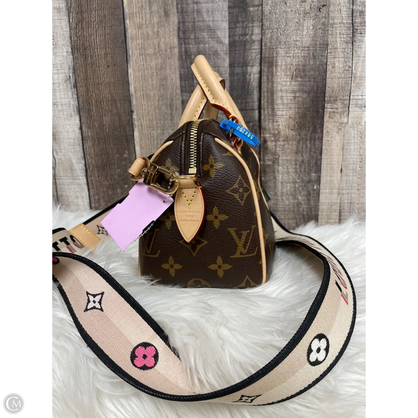 Crossbody Luxury Designer By Louis Vuitton, Size: Small