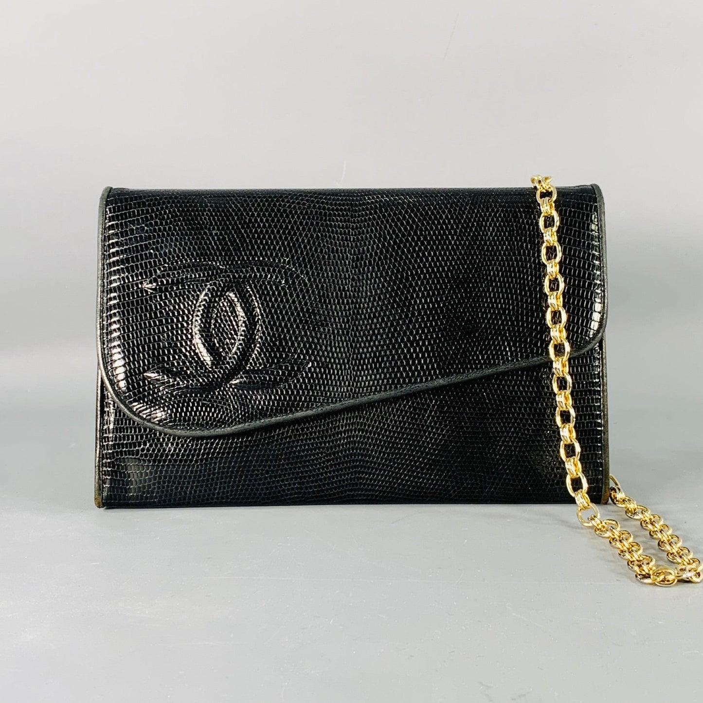 CHANEL Rare Vintage Late-1980s Black Gold Lizard Leather Cross Body Clutch Handbag