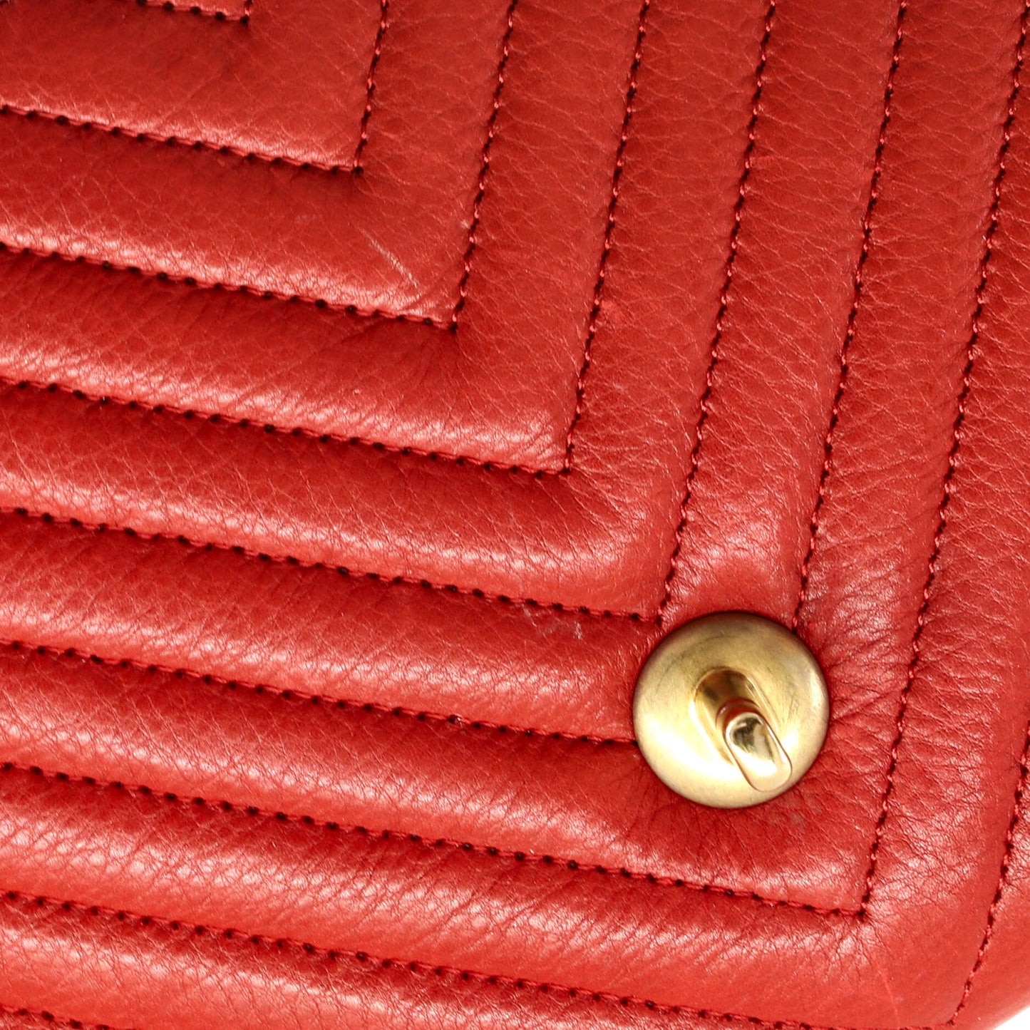 Rock The Corner Flap Clutch on Chain Chevron Calfskin