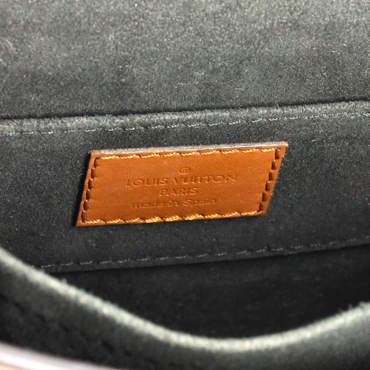 Dauphine Shoulder Bag Taurillon Leather Mini