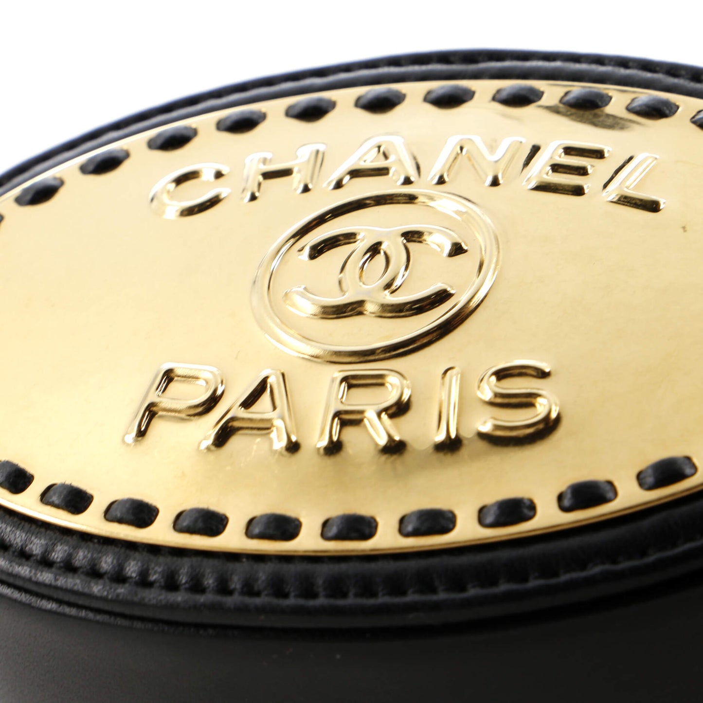 Logo Plate Oval Clutch With Chain Metal and Lambskin