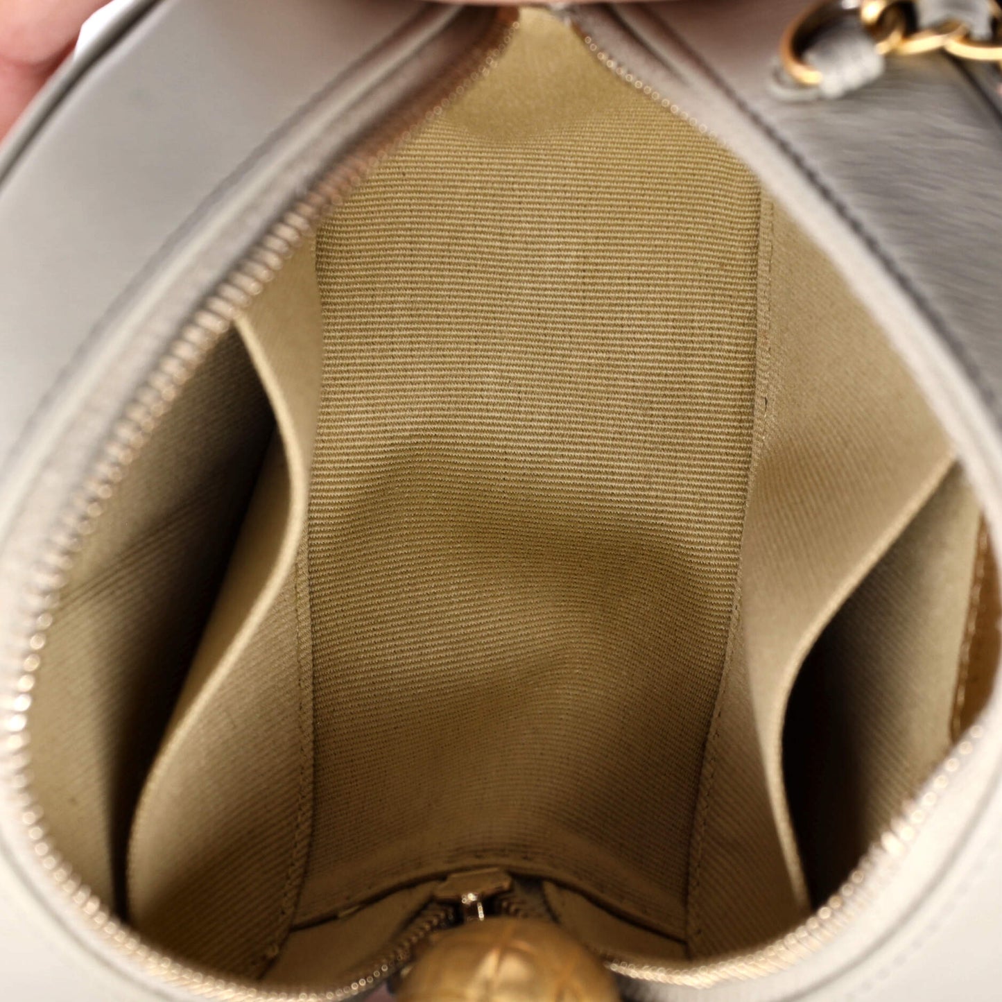 Pearl Crush Round Clutch with Chain Quilted Lambskin