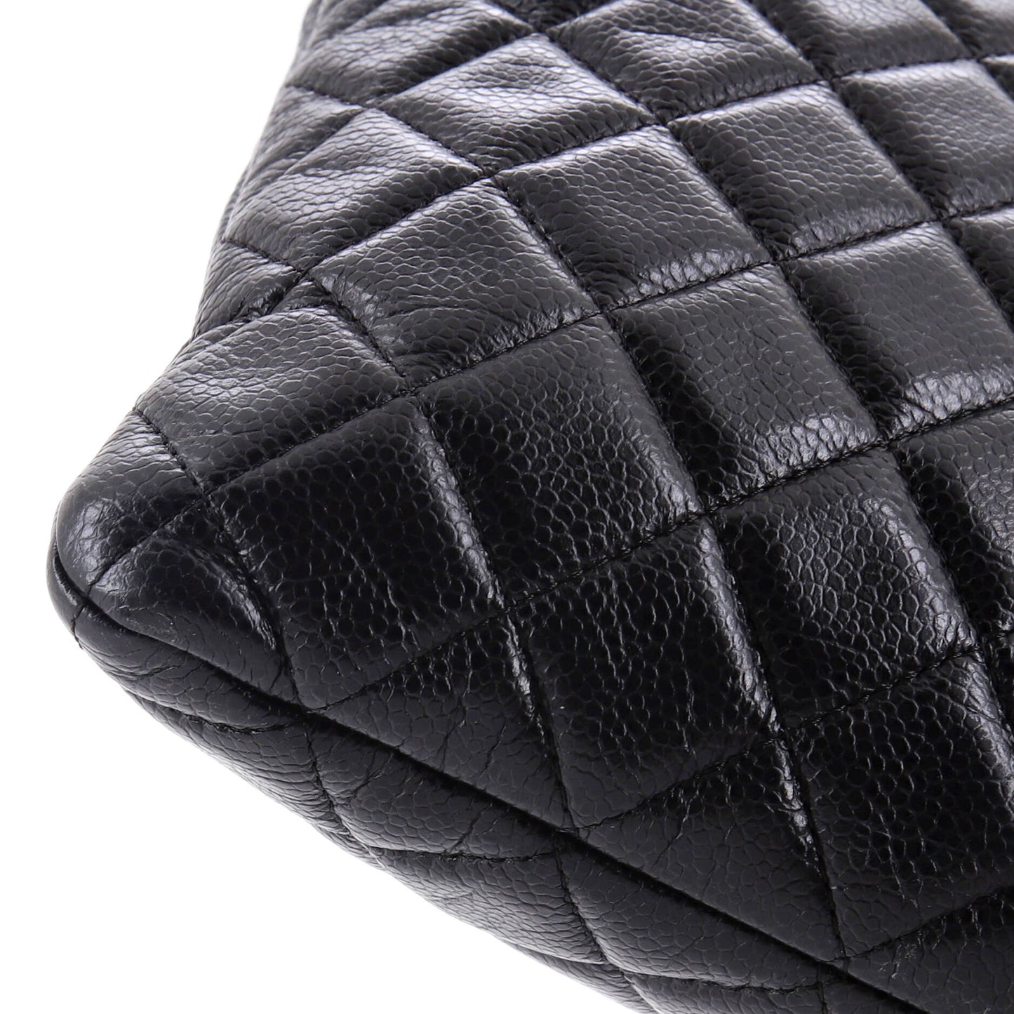 O Case Clutch Quilted Caviar Large