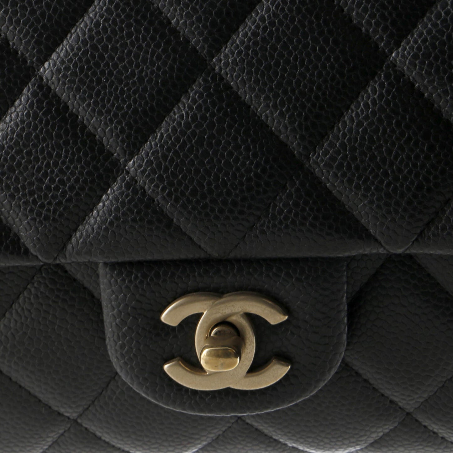 Clutch with Chain Quilted Caviar