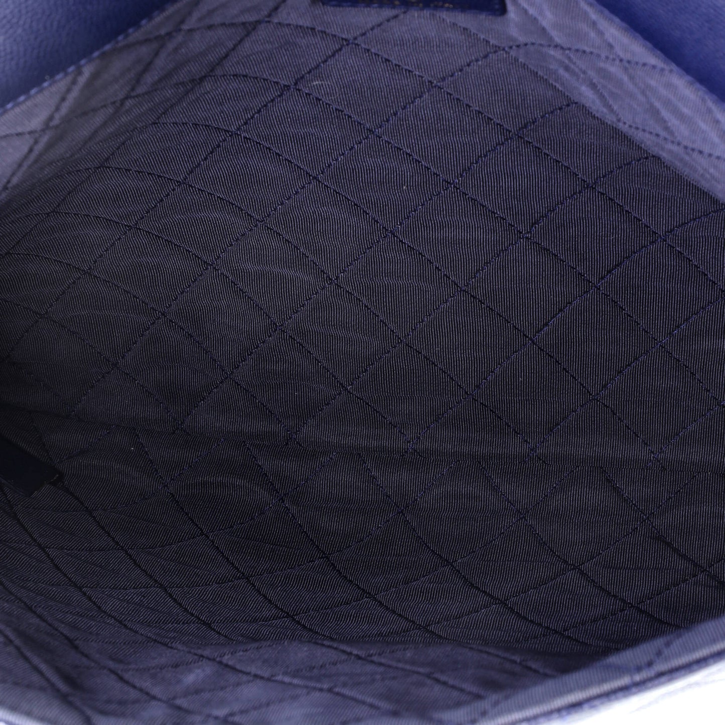 Golden Class O Case Clutch Quilted Caviar Large