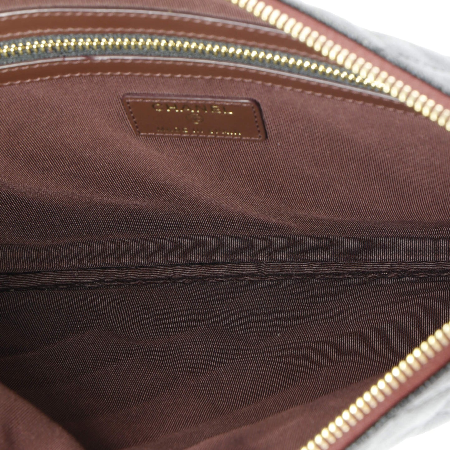 O Case Clutch Quilted Caviar Medium