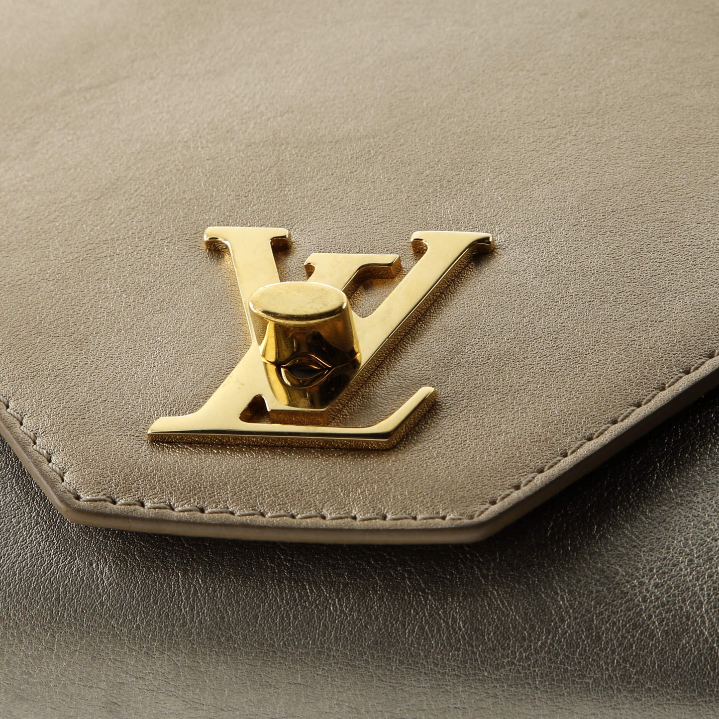 Love Note Chain Clutch Leather