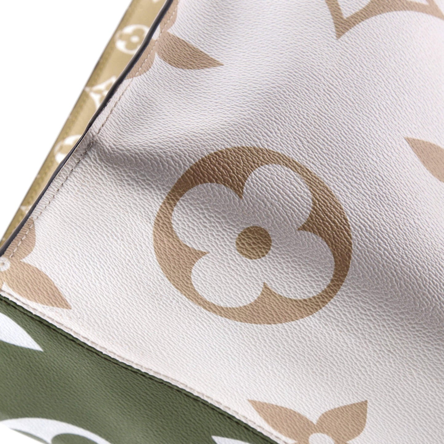 OnTheGo Tote Limited Edition Colored Monogram Giant GM