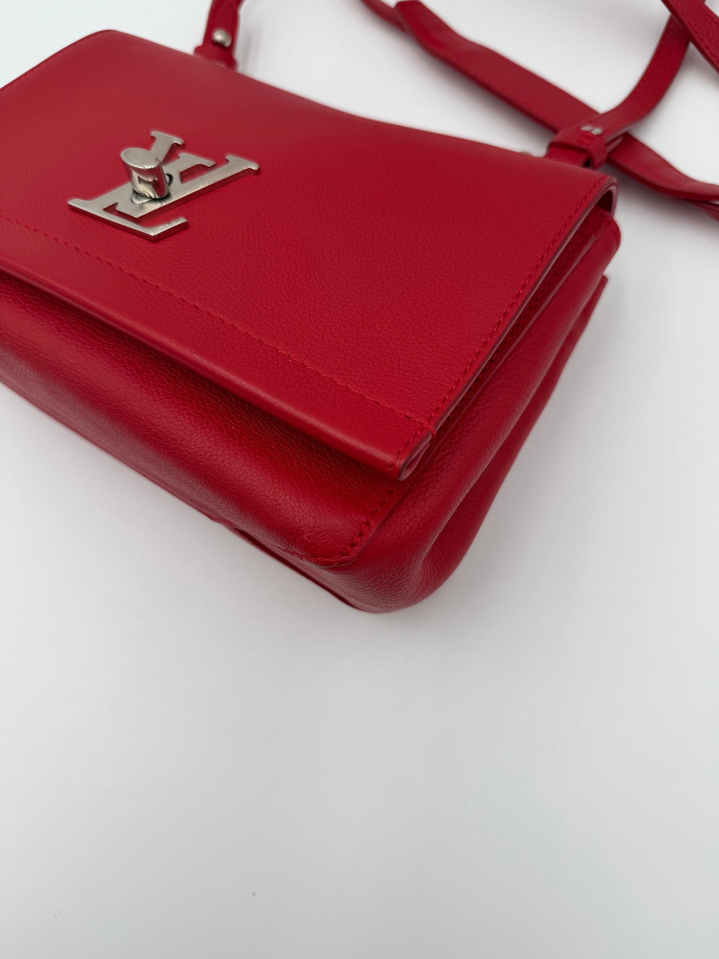 Crossbody Luxury Designer By Louis Vuitton In Red & Silver, Size:Small