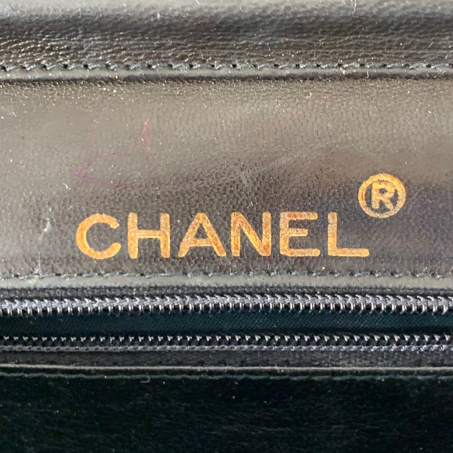 CHANEL Rare Vintage Late-1980s Black Gold Lizard Leather Cross Body Clutch Handbag