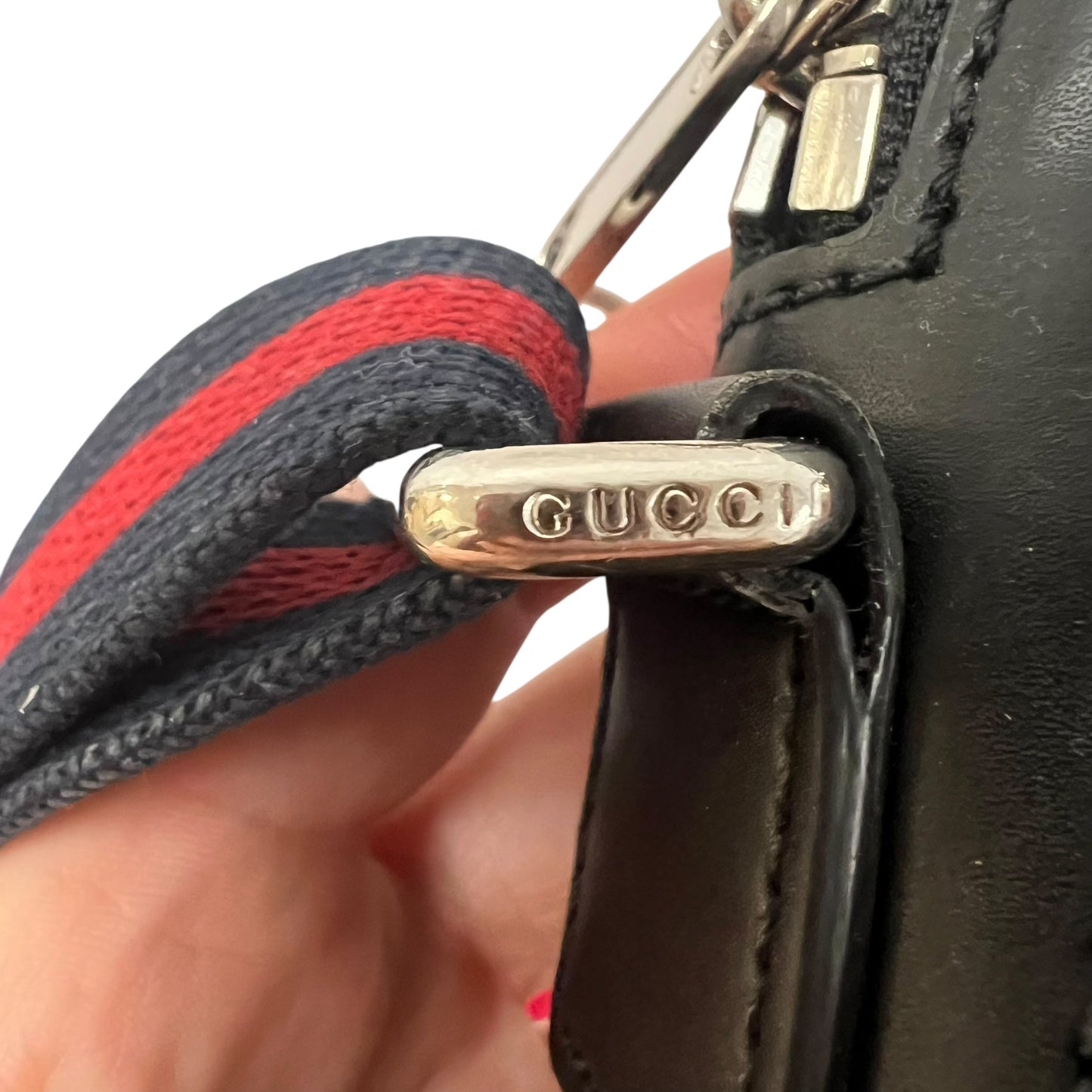 Crossbody Luxury Designer By Gucci, Size: Small