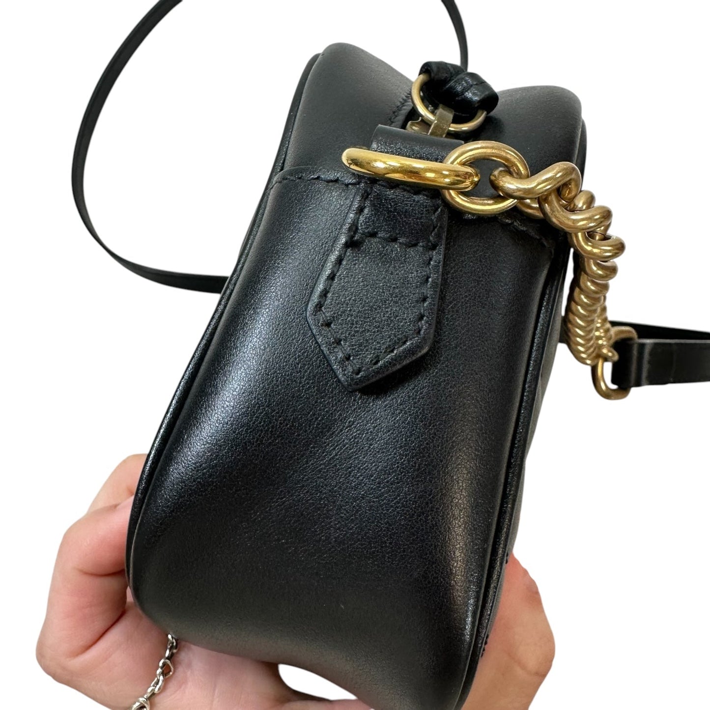 Crossbody Luxury Designer By Gucci Size: Medium
