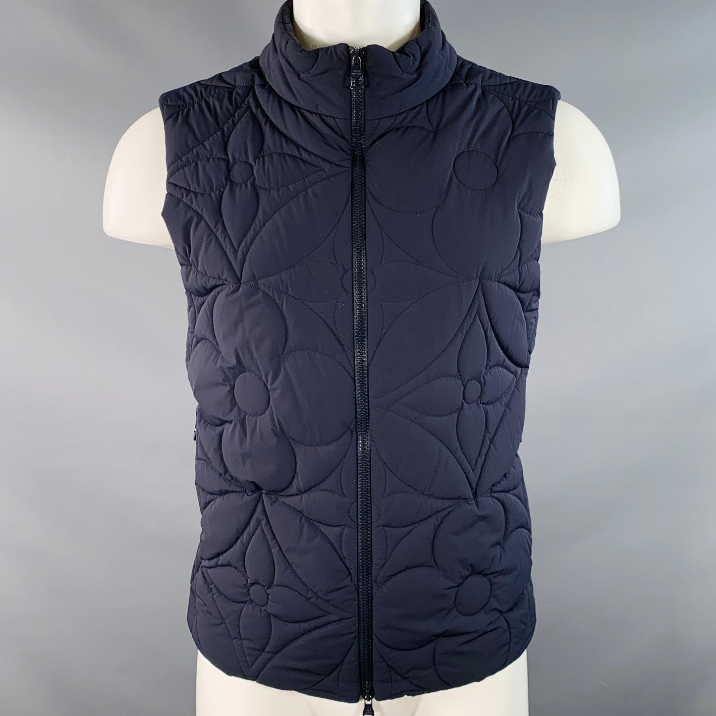 LOUIS VUITTON Size M Navy Quilted Polyamide Blend Logo Zip Up Vest