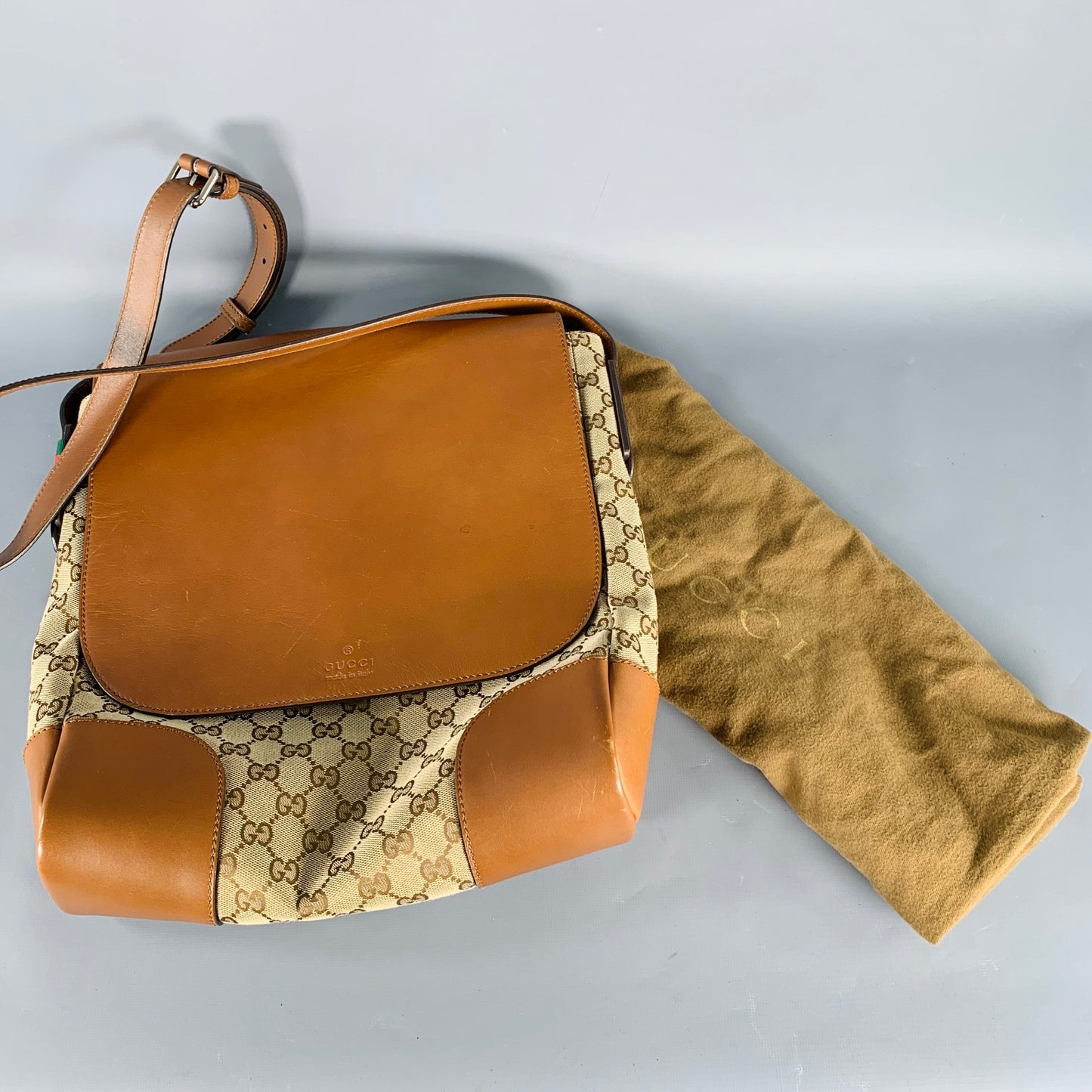 GUCCI Beige Brown Monogram Canvas Leather Crossbody Bag