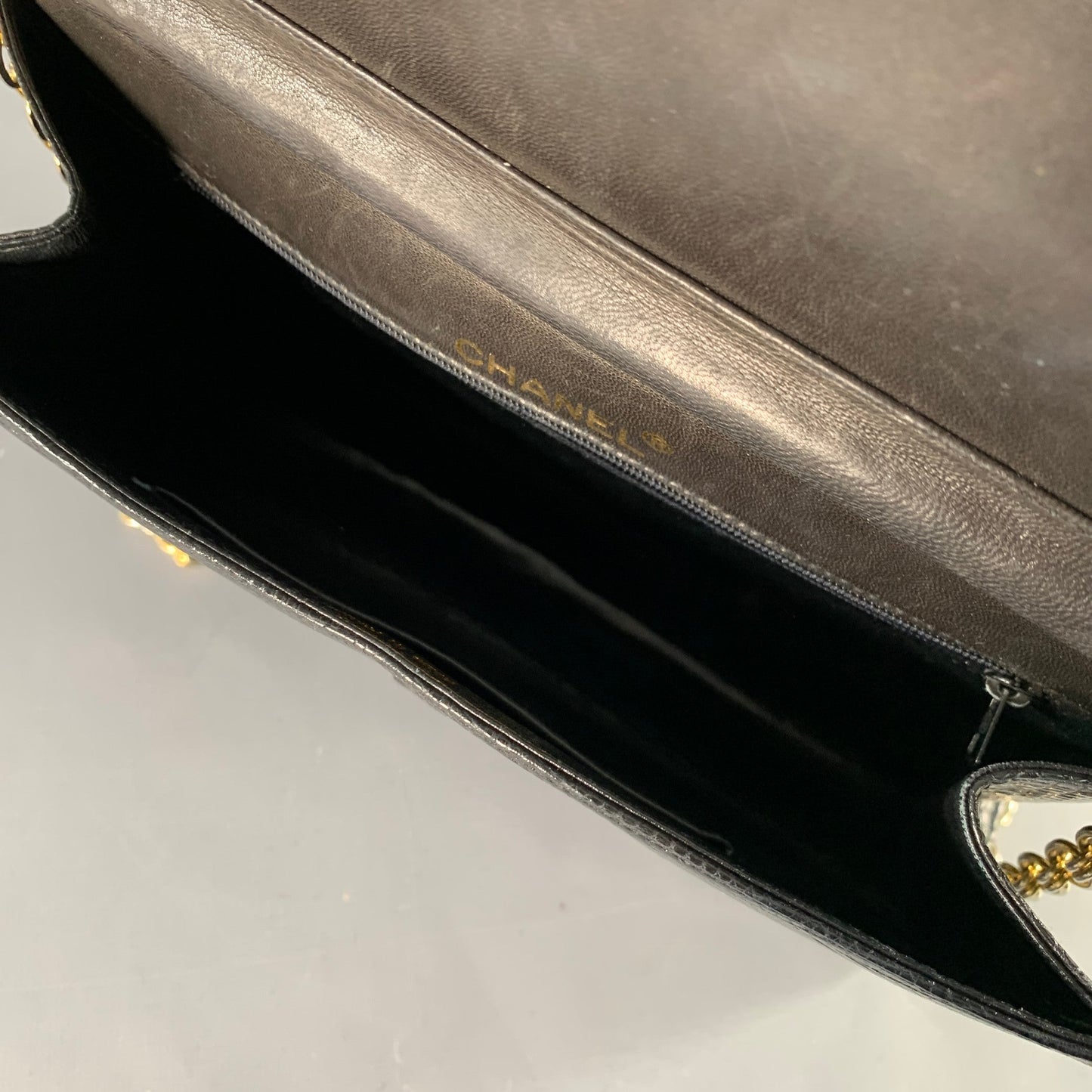 CHANEL Rare Vintage Late-1980s Black Gold Lizard Leather Cross Body Clutch Handbag