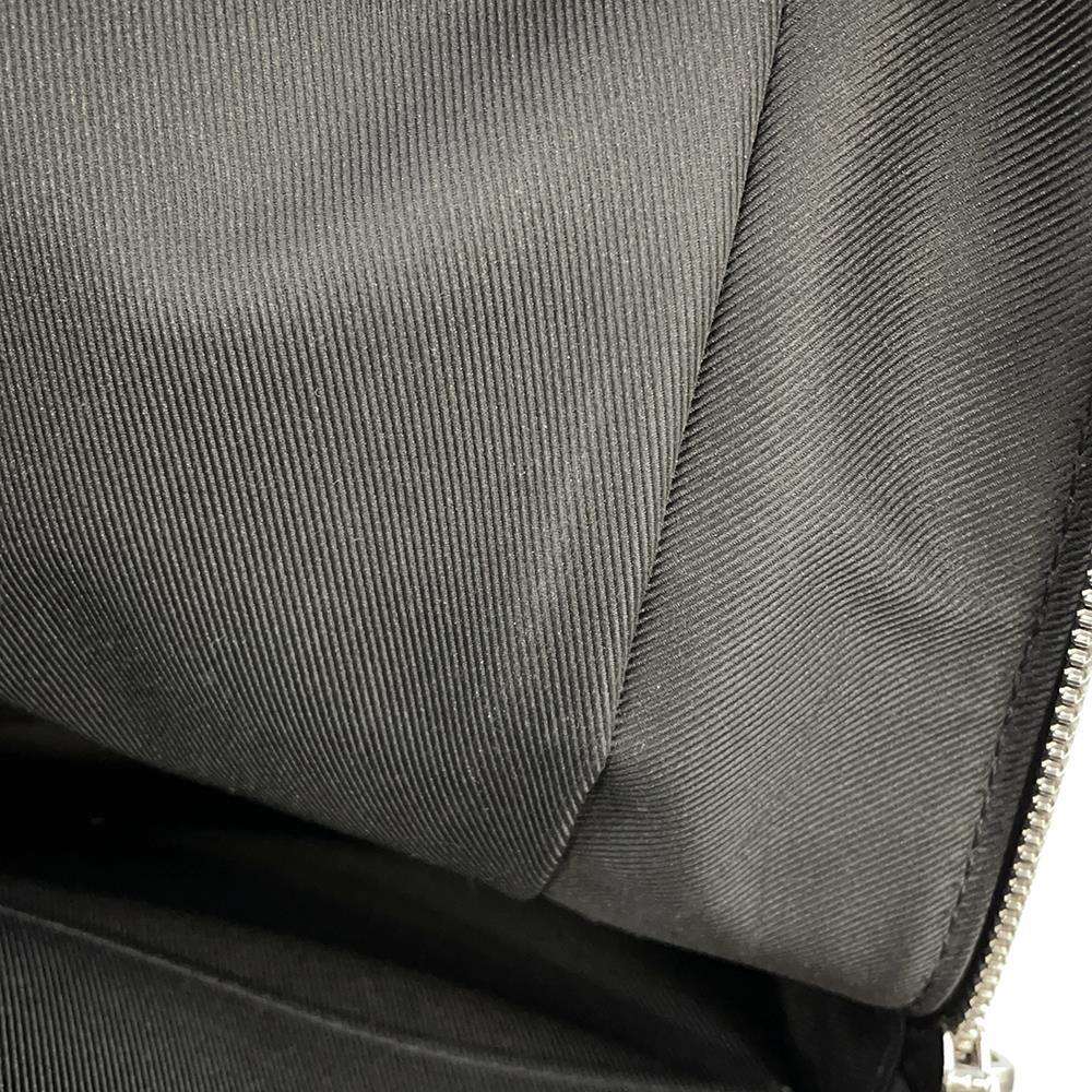 LOUIS VUITTON RayDorian・Backpack Noir M30857 Taiga Leather