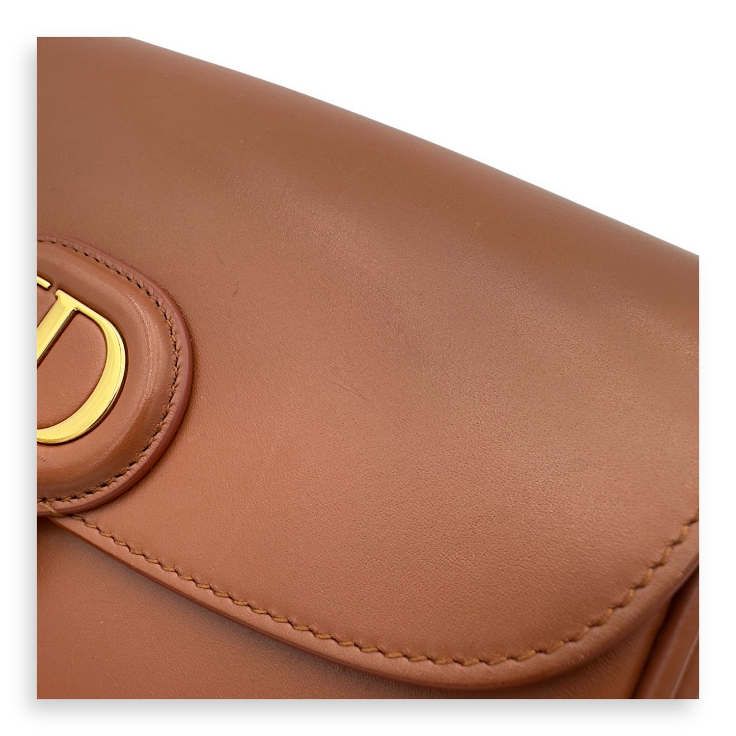 Bobby Shoulder Bag Brown in Calfskin, Gold hardware