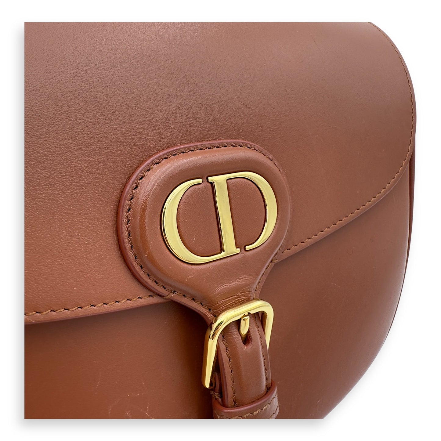 Bobby Shoulder Bag Brown in Calfskin, Gold hardware