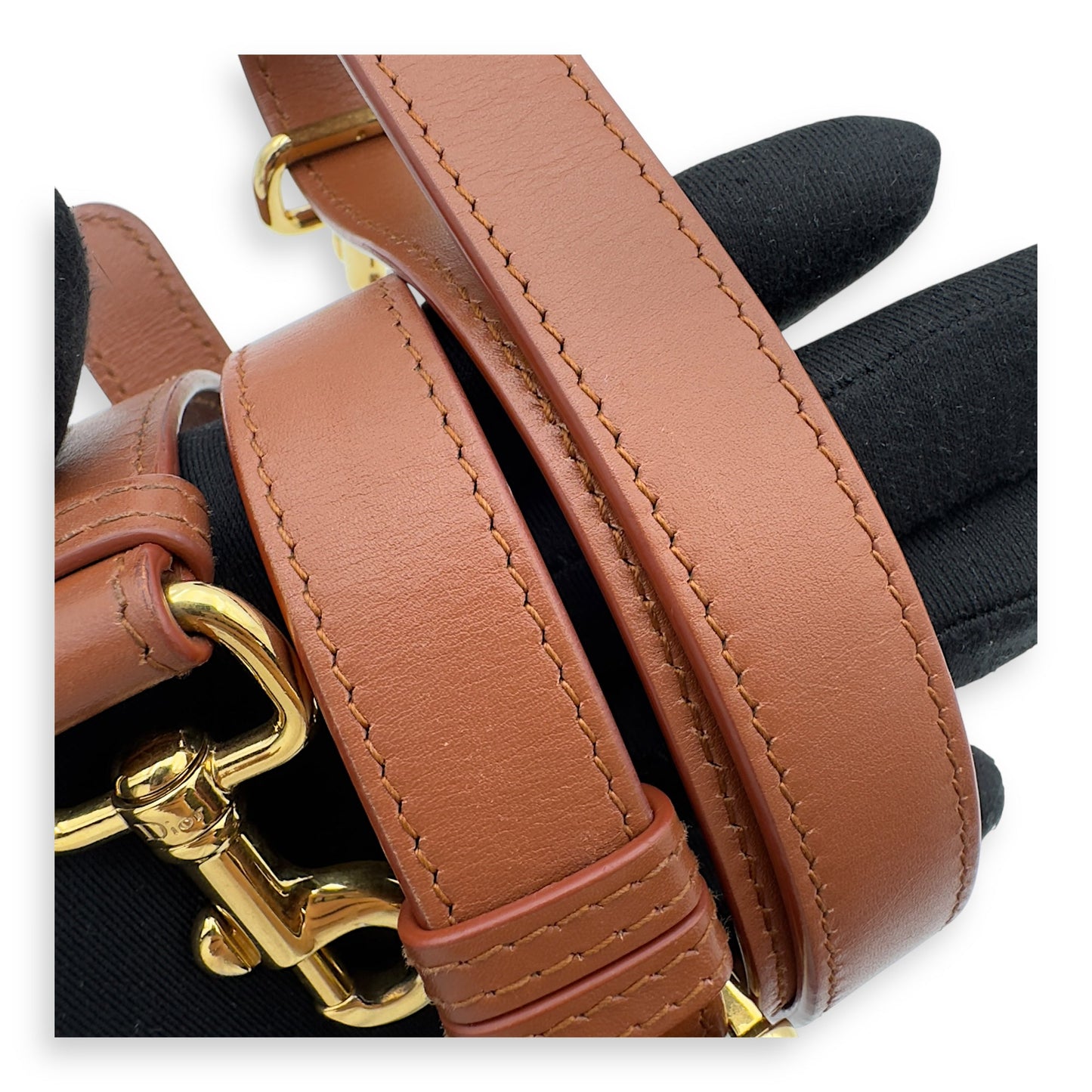 Bobby Shoulder Bag Brown in Calfskin, Gold hardware