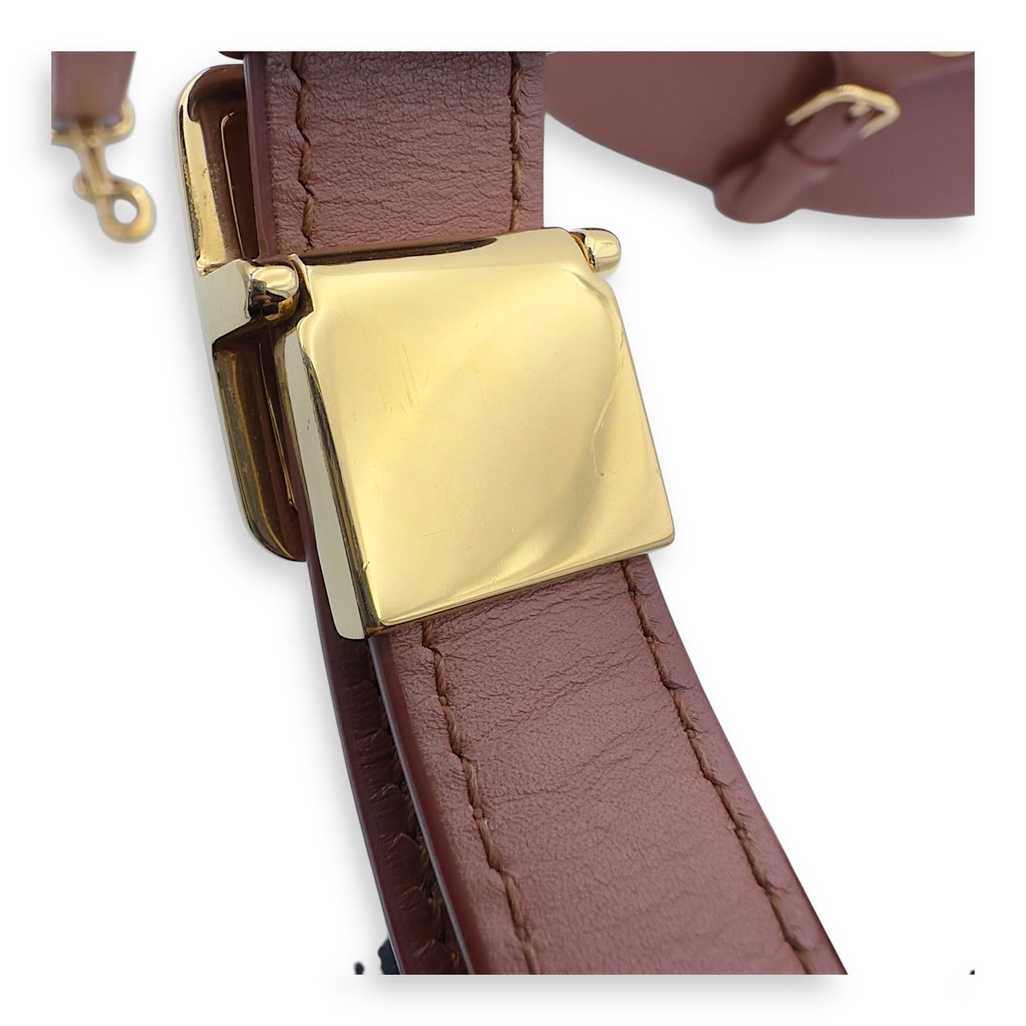 Bobby Shoulder Bag Brown in Calfskin, Gold hardware