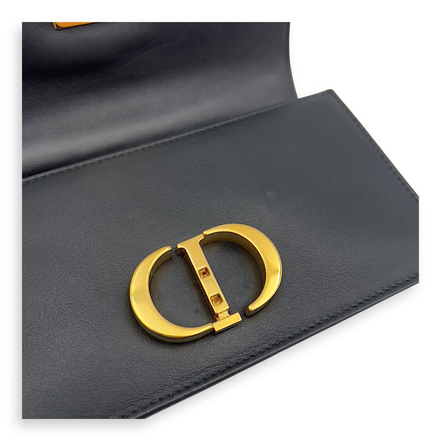 Montaigne Shoulder Bag Black in Calfskin, Gold hardware