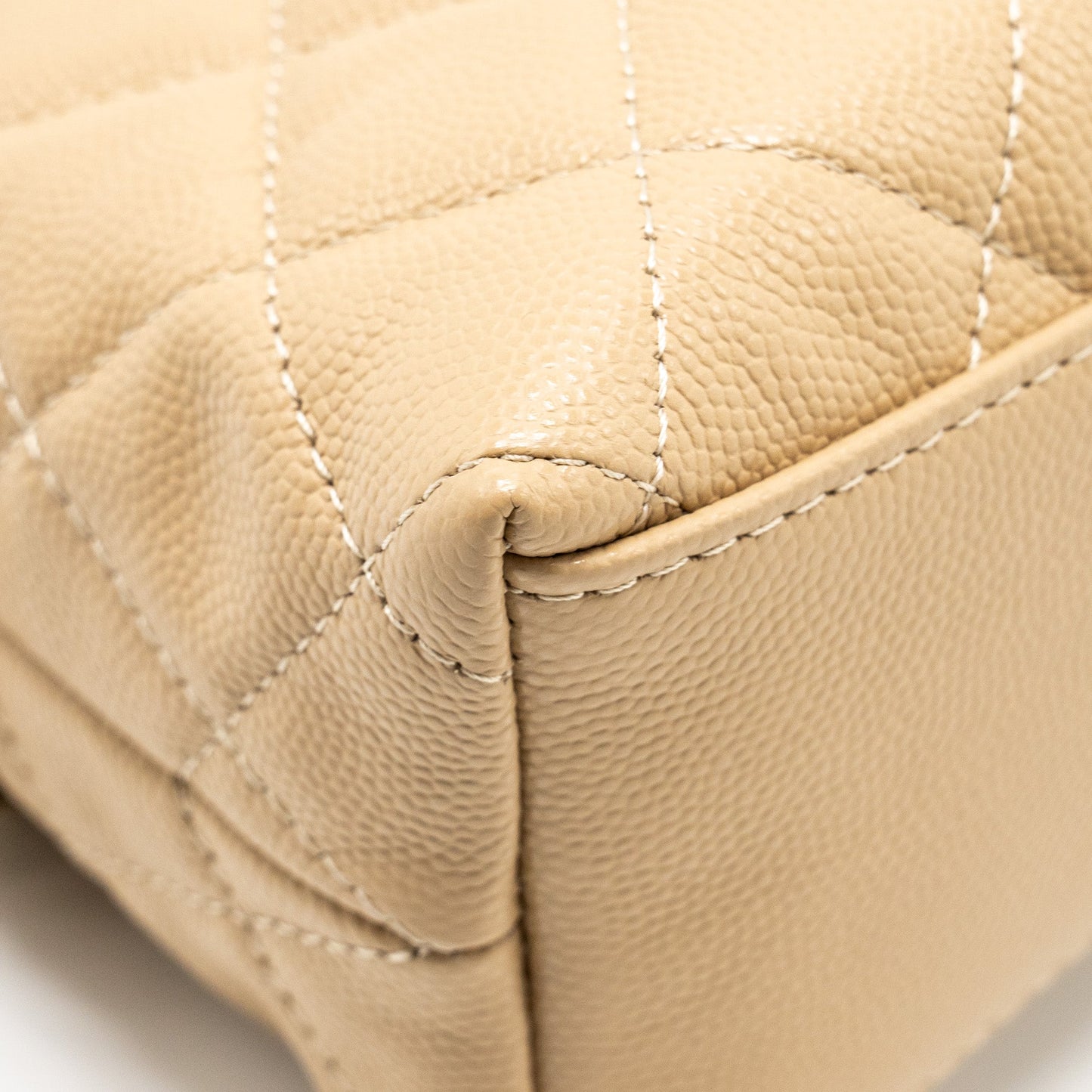 Chanel CC Logo Quilted Mini Clutch with Chain Caviar Beige GHW (Microchip)