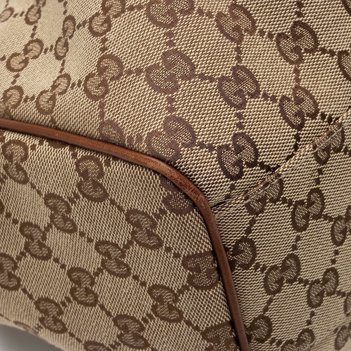 Gucci GG Canvas Sukey Medium Tote (SHF-dBsmlI)