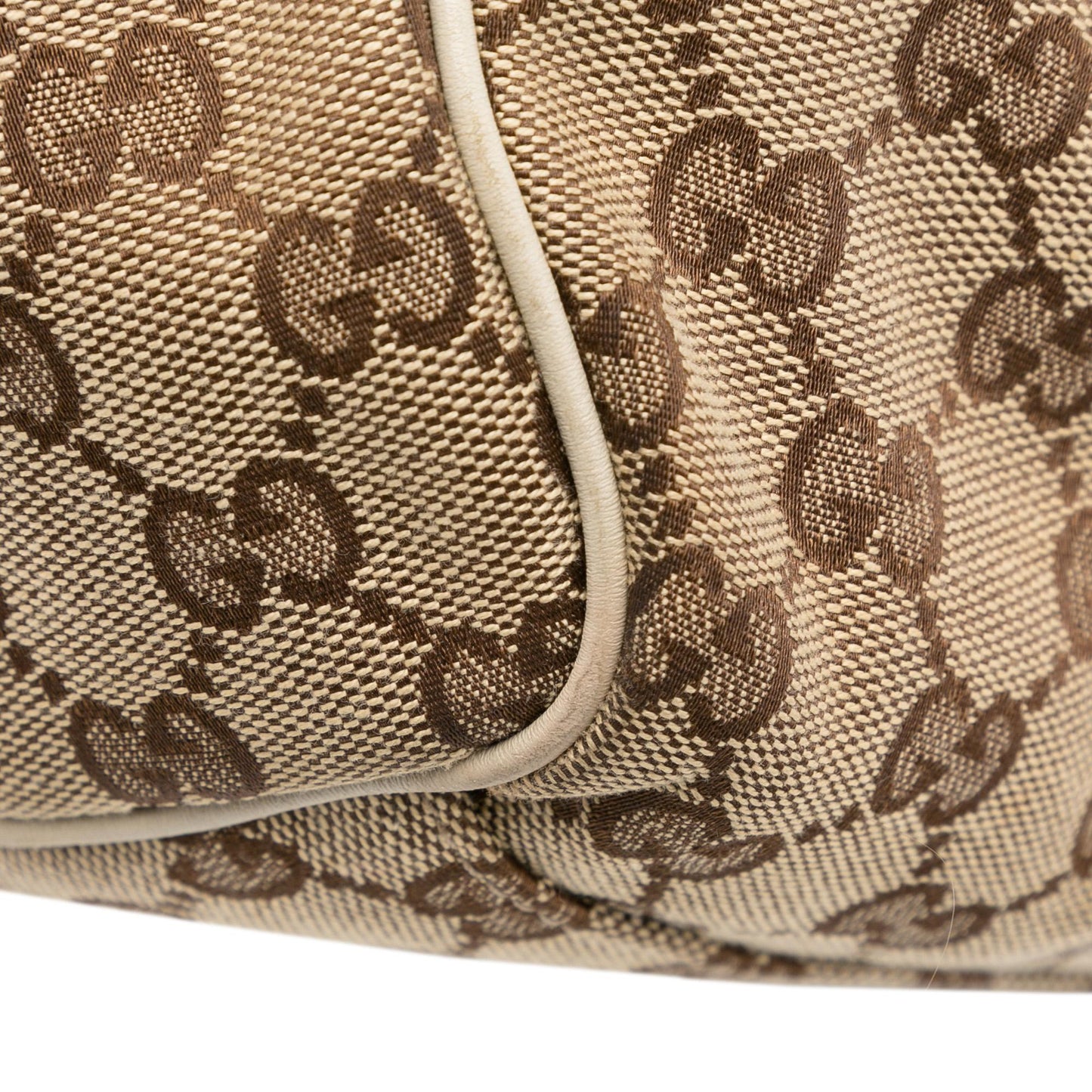 Gucci GG Canvas Sukey Tote (SHG-NtlWYR)
