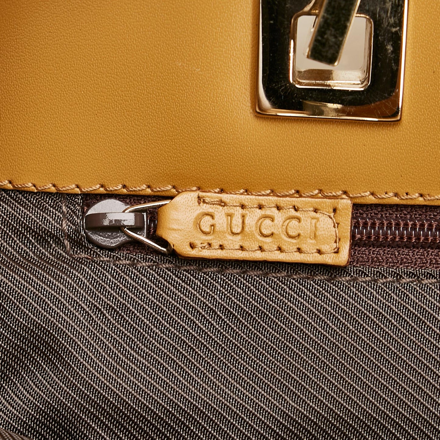Gucci GG Canvas Tote (SHG-BRgxUi)