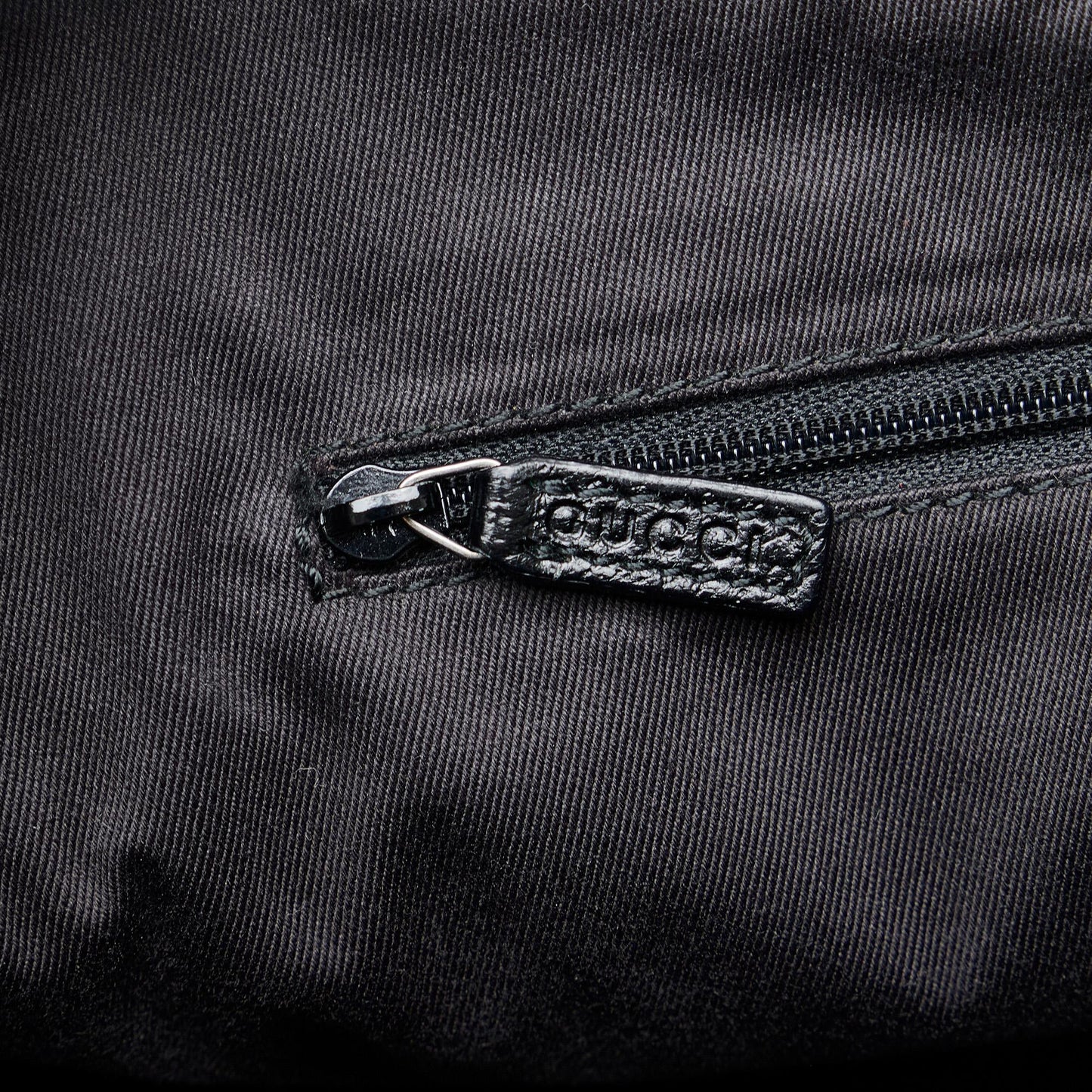 Gucci GG Canvas Tote (SHG-CxMDZ4)