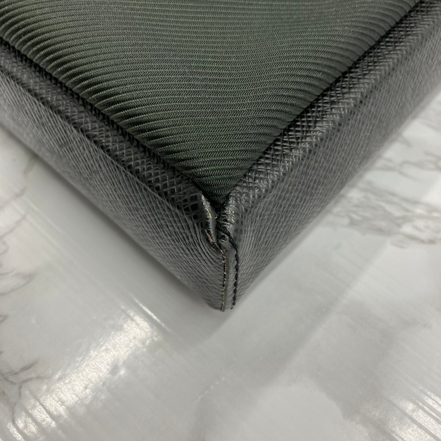 LOUIS VUITTON Taiga Shoulder Bag