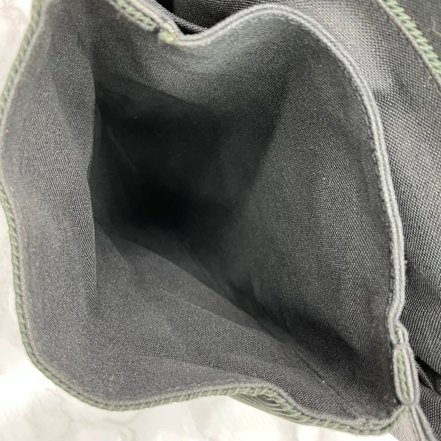 LOUIS VUITTON Taiga Shoulder Bag