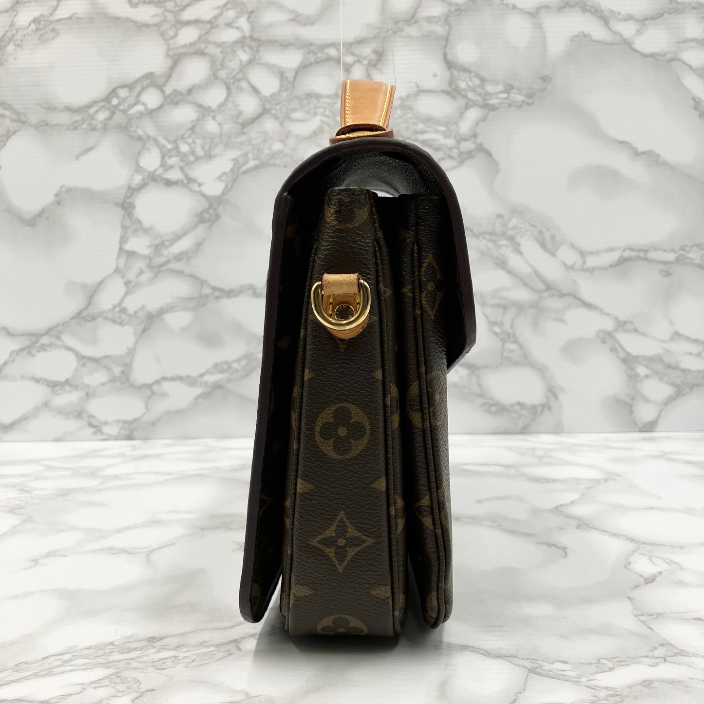 LOUIS VUITTON Monogram Metis shoulder bag