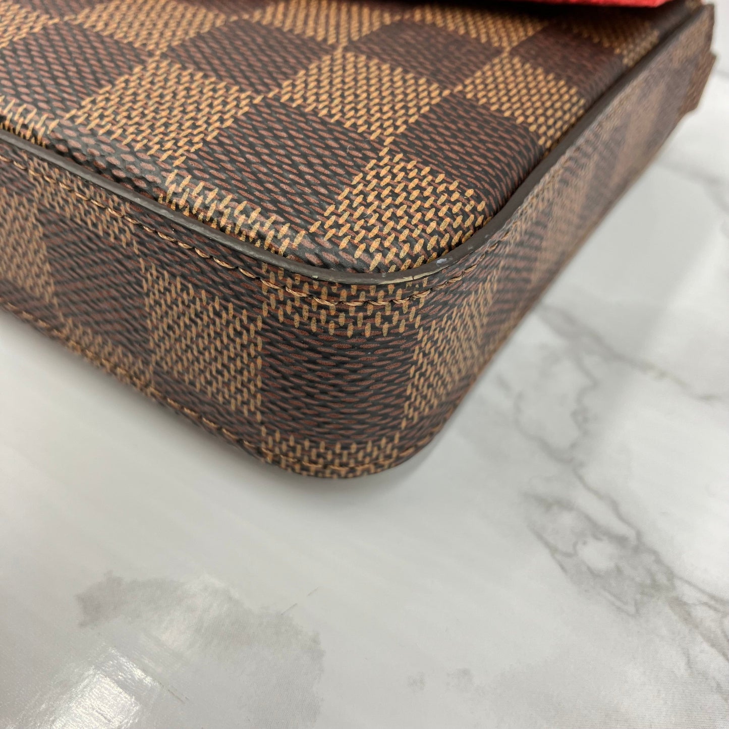 LOUIS VUITTON Damier Felicie RFID