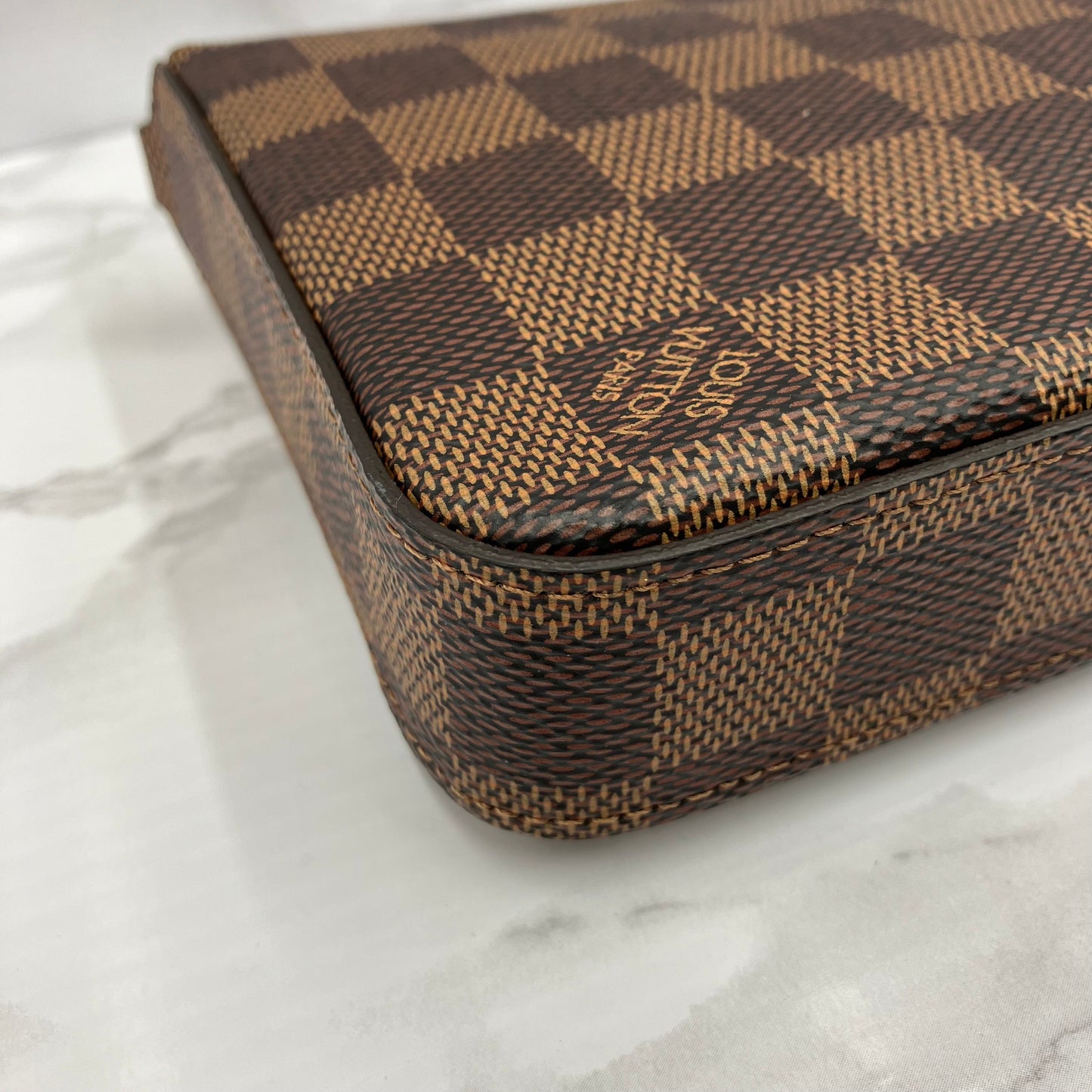 LOUIS VUITTON Damier Felicie RFID