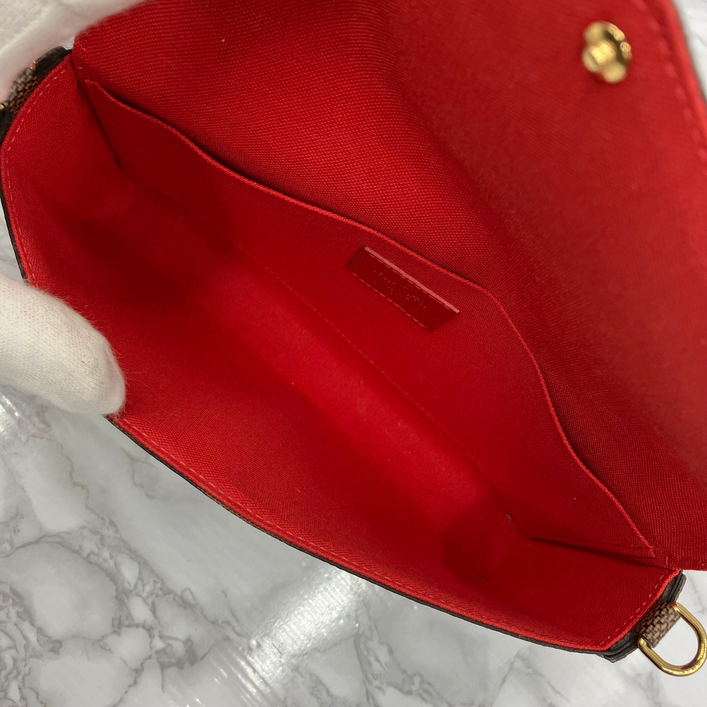 LOUIS VUITTON Damier Felicie RFID
