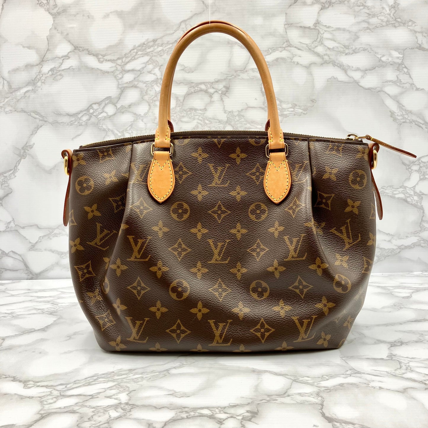 LOUIS VUITTON Monogram Thüren