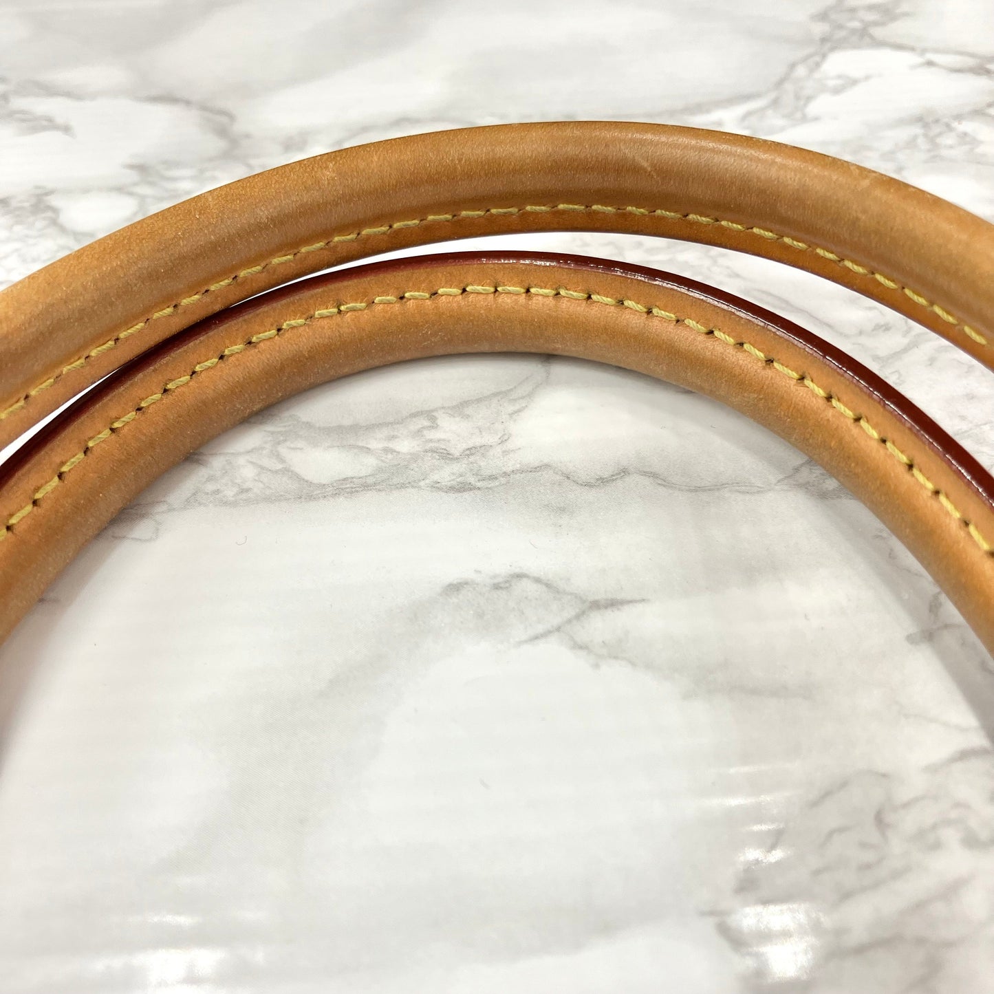 LOUIS VUITTON Monogram Thüren