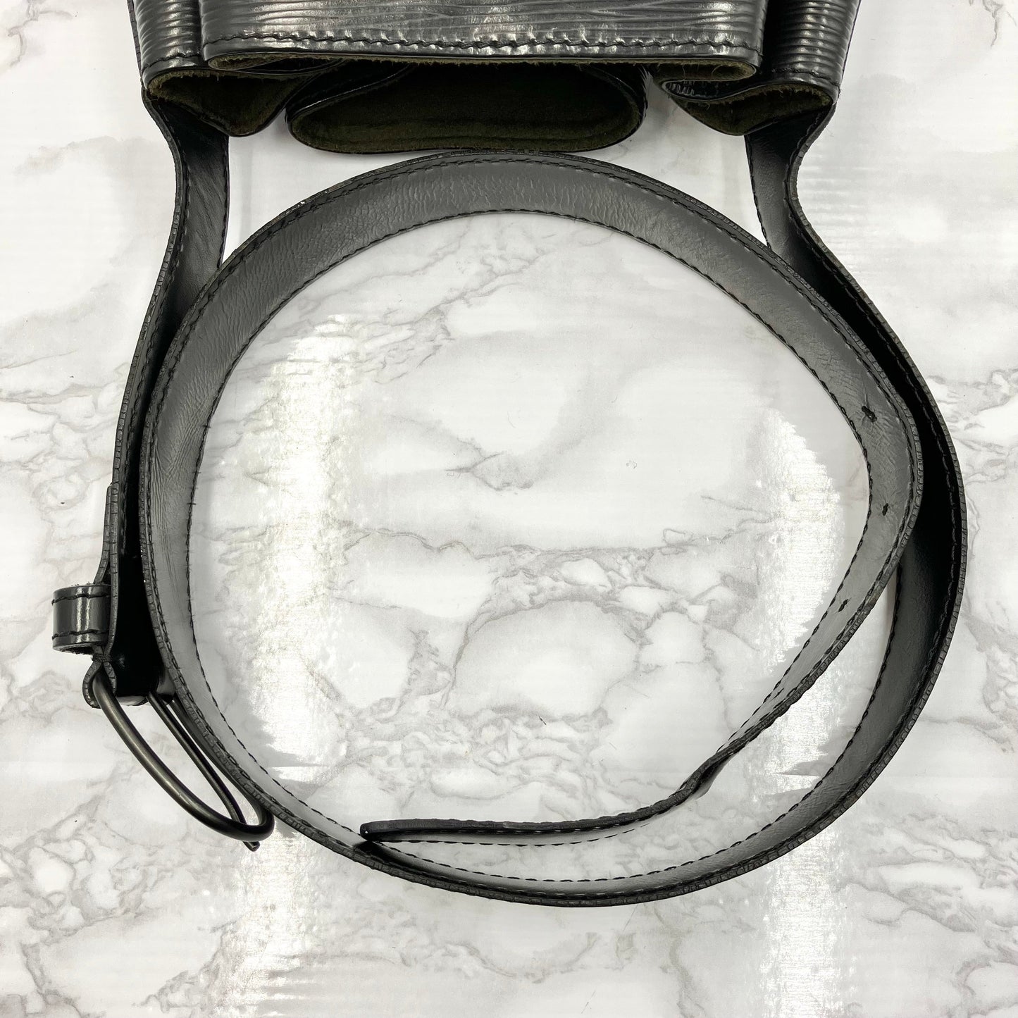 LOUIS VUITTON Epi Sack De Paul