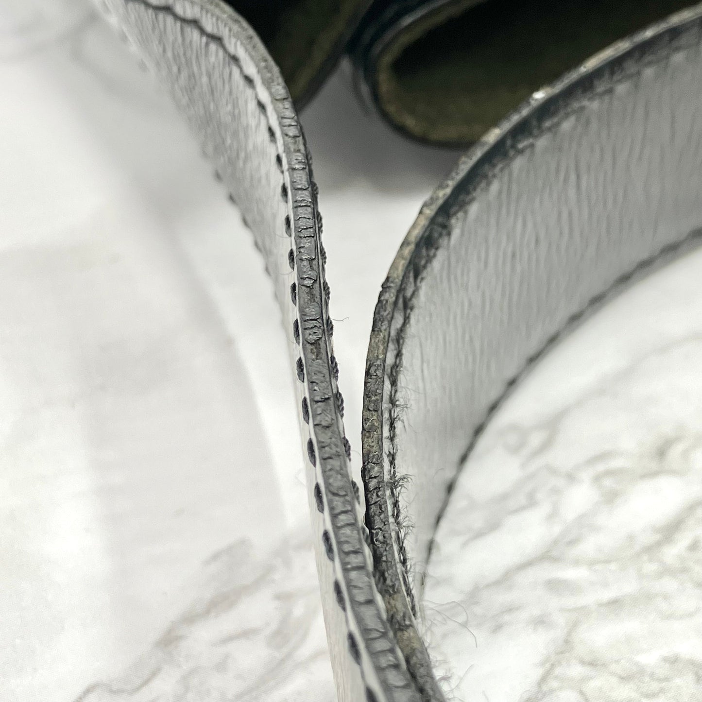 LOUIS VUITTON Epi Sack De Paul
