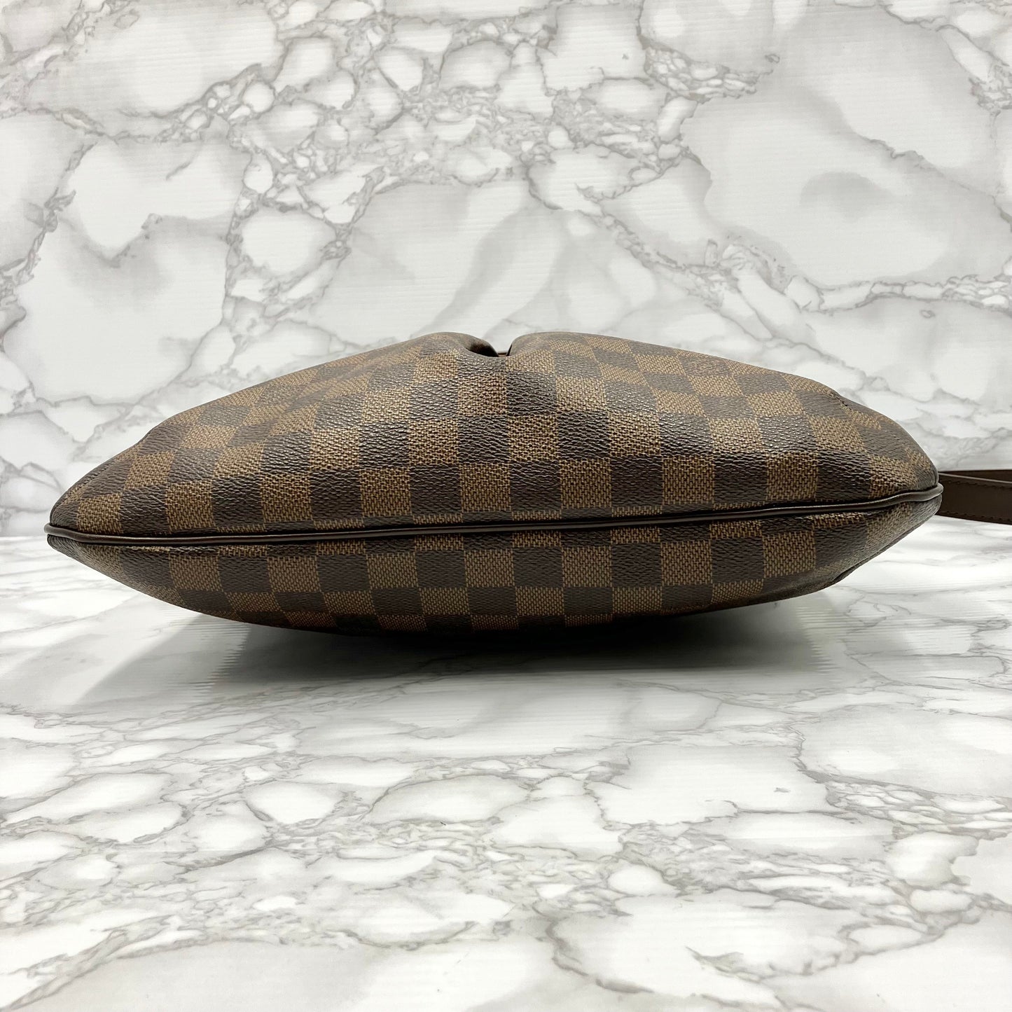 LOUIS VUITTON Damier Bloomsbury