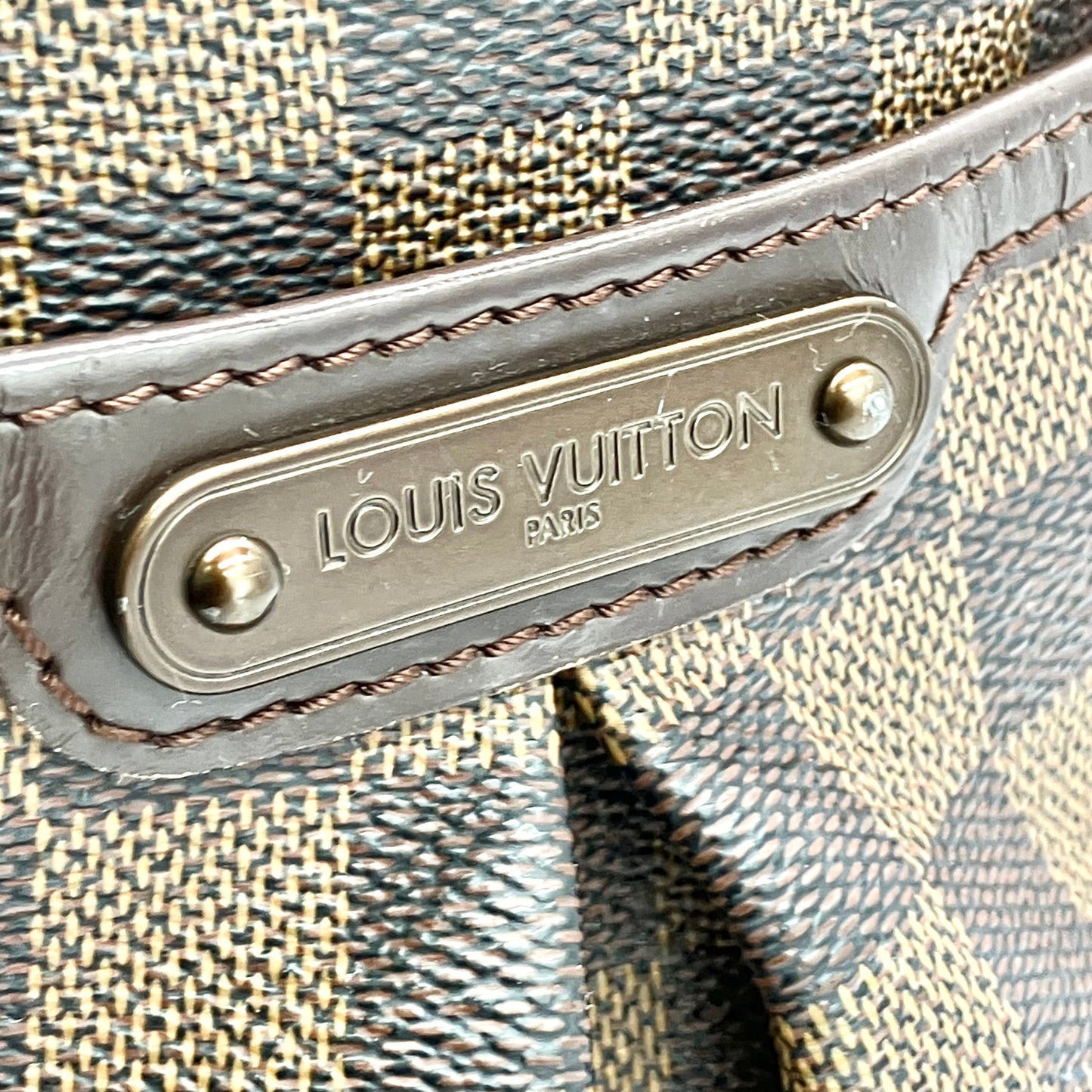 LOUIS VUITTON Damier Bloomsbury