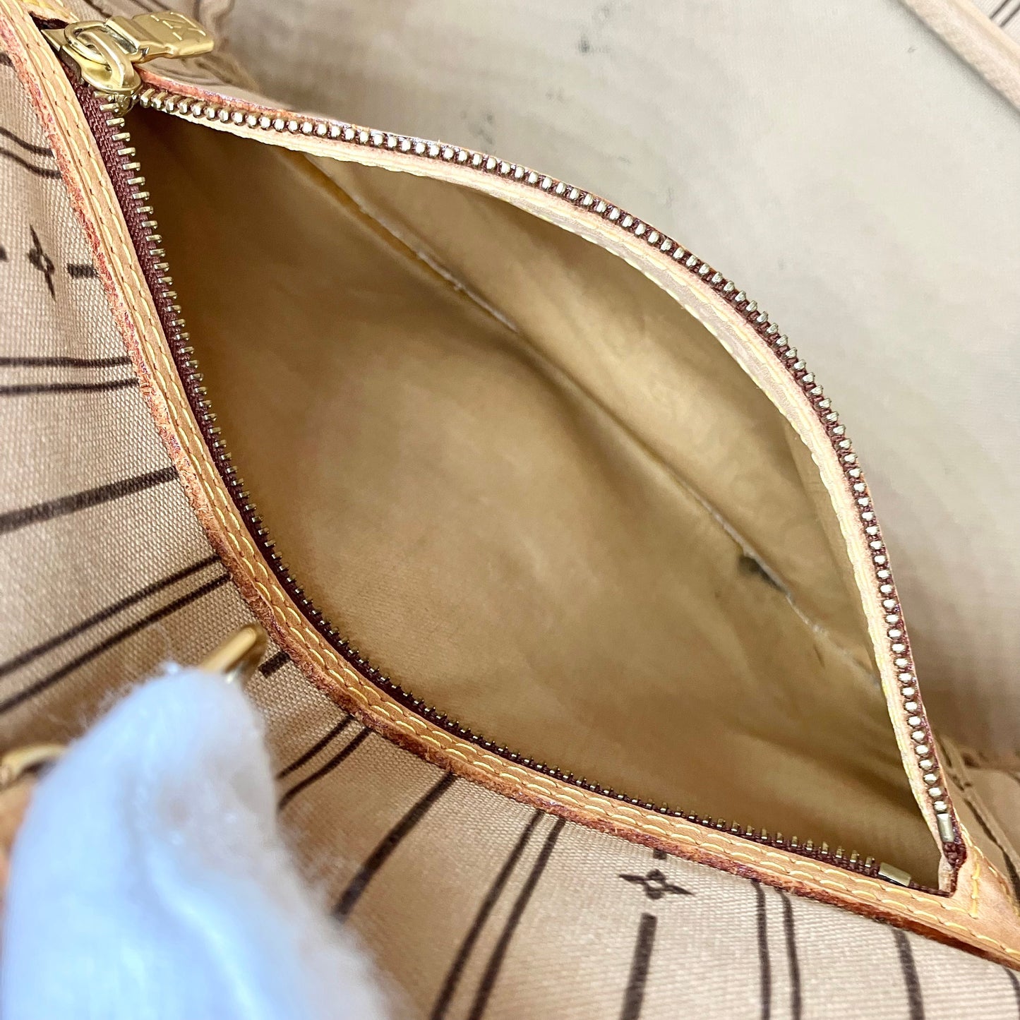 LOUIS VUITTON Monogram Neverfull PM
