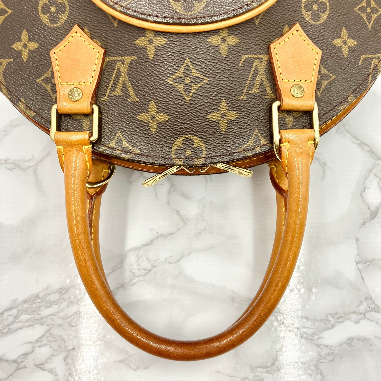 LOUIS VUITTON Monogram Ellipse PM